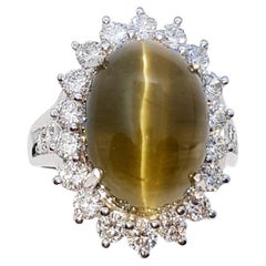 Katzenaugen-Apatit mit kubischem Zirkonia Ring in Silberfassung