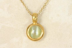 Cat's Eye Bezel Charm Pendant – 22K Yellow Gold