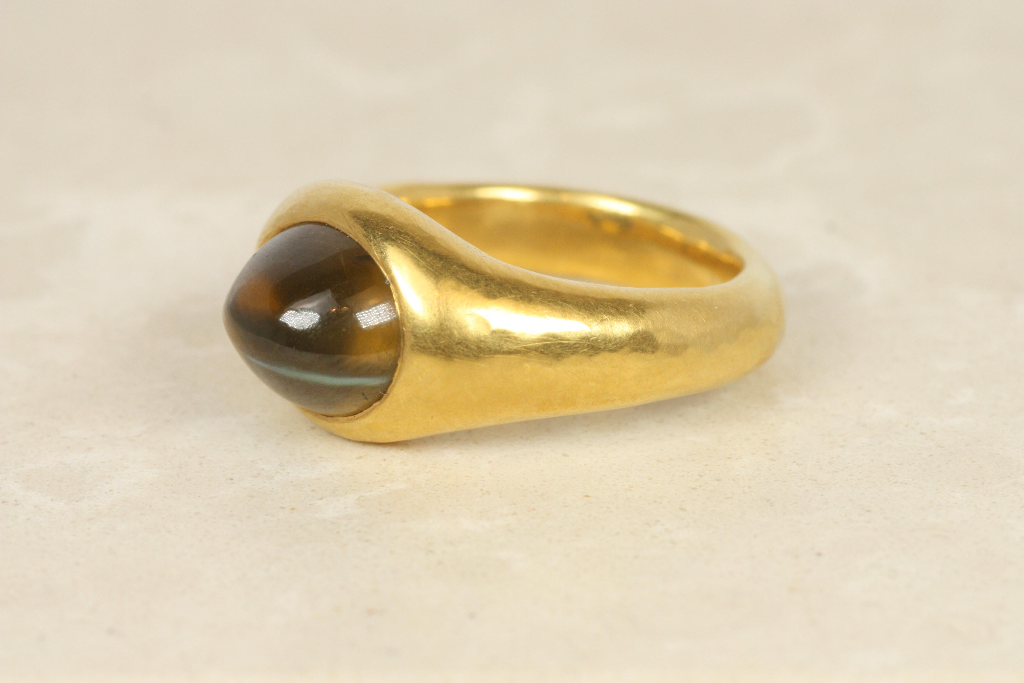Cat's Eye Cabochon Gypsy Ring – 22K Yellow Gold, Sri Lankan In New Condition For Sale In Santa Monica, CA