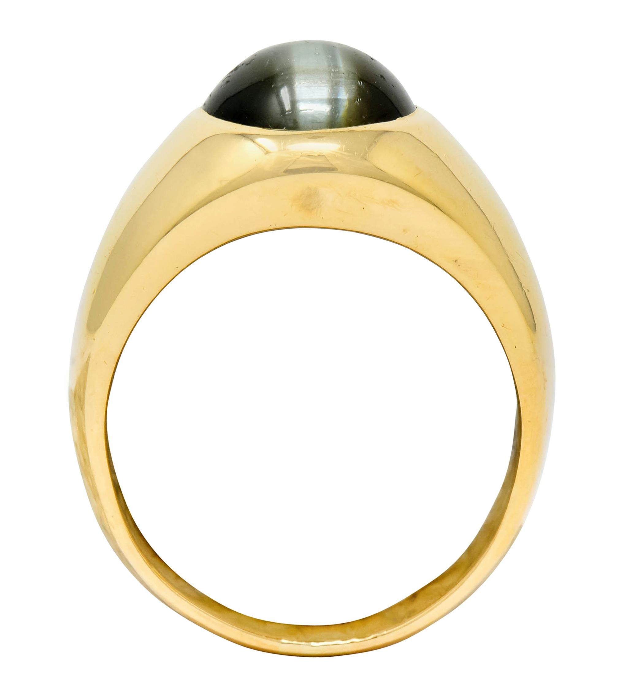 Cat's Eye Chrysoberyl 18 Karat Yellow Gold Unisex Ring In Excellent Condition In Philadelphia, PA