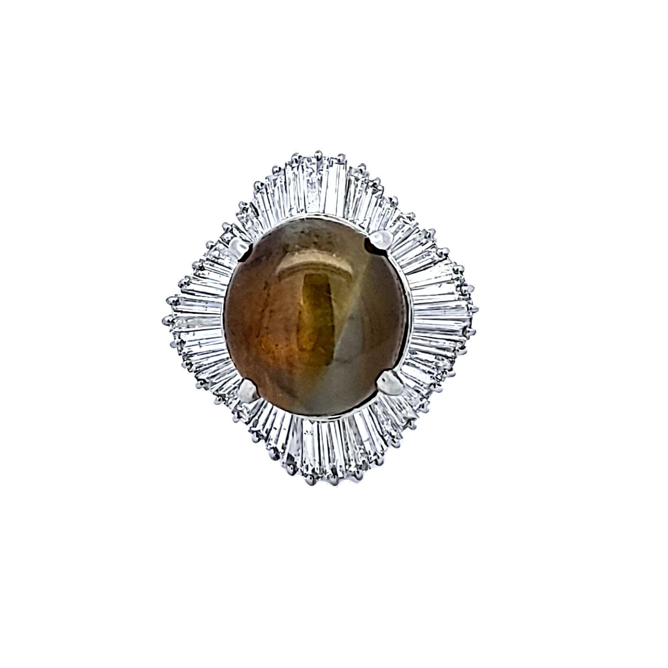 Cat's-Eye Chrysoberyll 3,43 Karat Platin-Ballerina-Ring in Baguette-Form mit Katzenschliff (Baguetteschliff) im Angebot