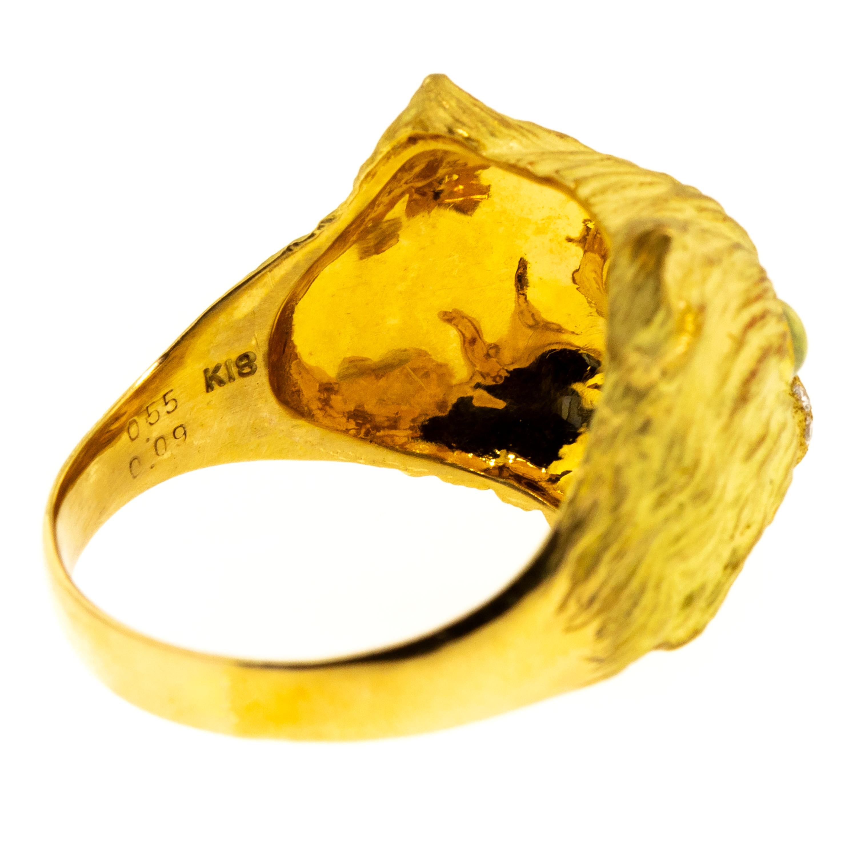 Women's or Men's Cat's Eye Chrysoberyl and Diamond 18 Karat Gold Cat Ring, Japanese Estate