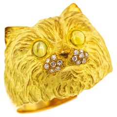 Cat's Eye Chrysoberyl and Diamond 18 Karat Gold Cat Ring, Japanese Estate