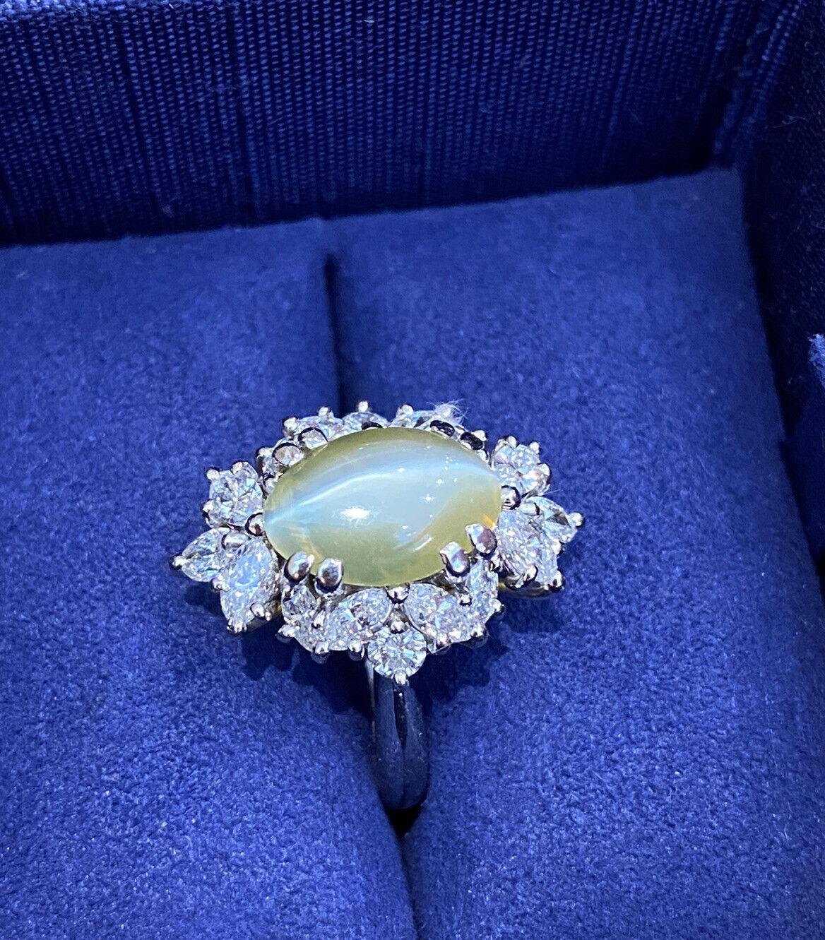 Cat's Eye Chrysoberyl and Diamond Ring in Platinum In Excellent Condition For Sale In La Jolla, CA