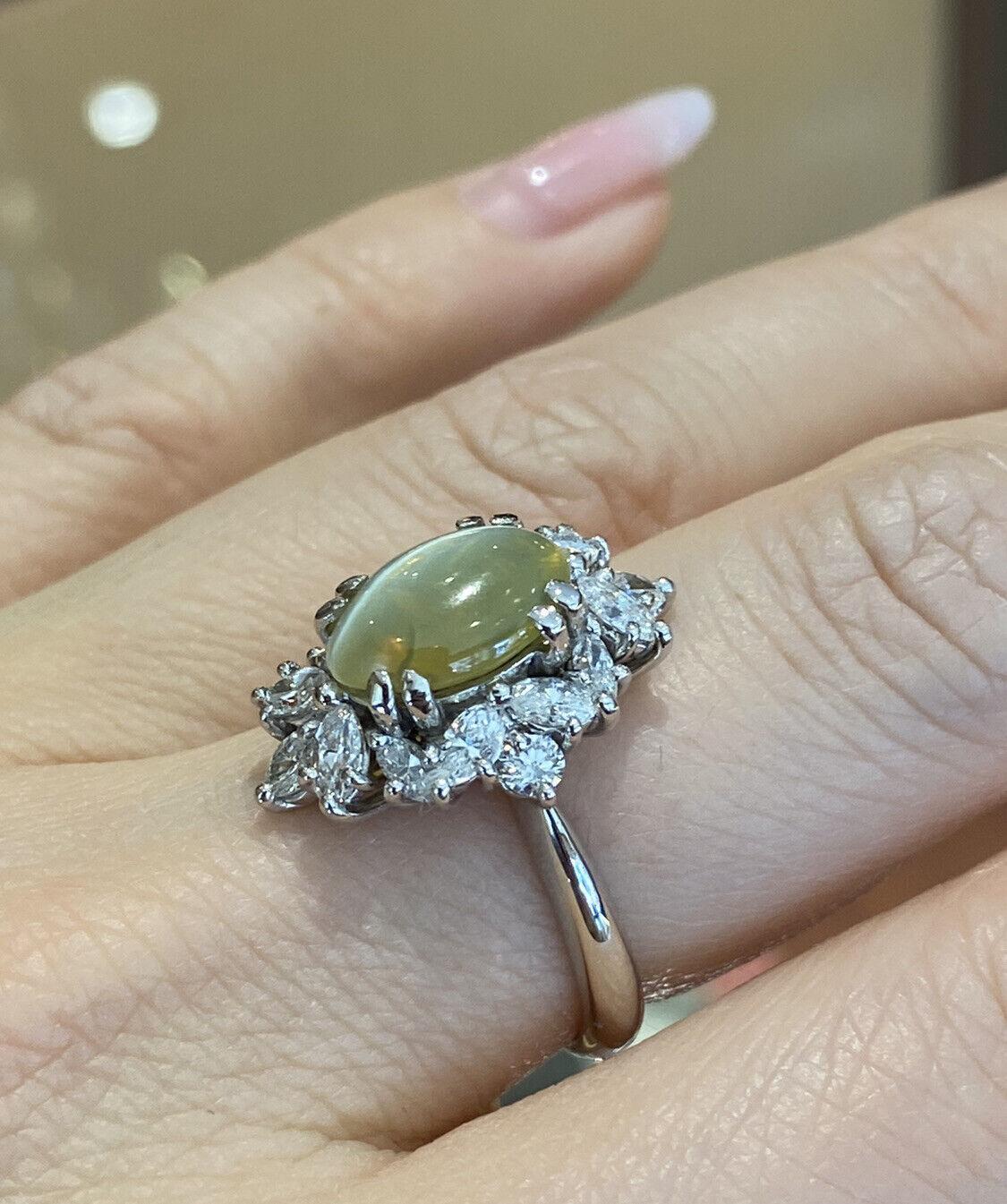 Cat's Eye Chrysoberyl and Diamond Ring in Platinum For Sale 2