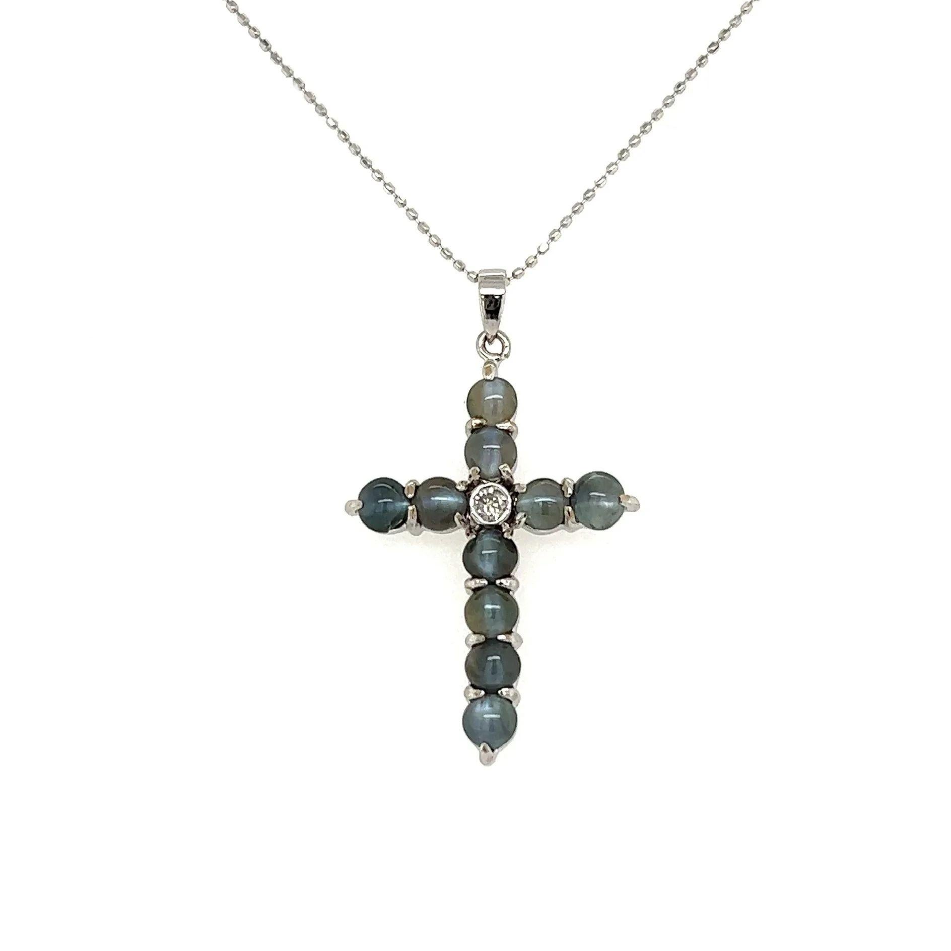 Round Cut Cat’s Eye Chrysoberyl Diamond Gold Crucifix Cross Vintage Gold Pendant Necklace For Sale
