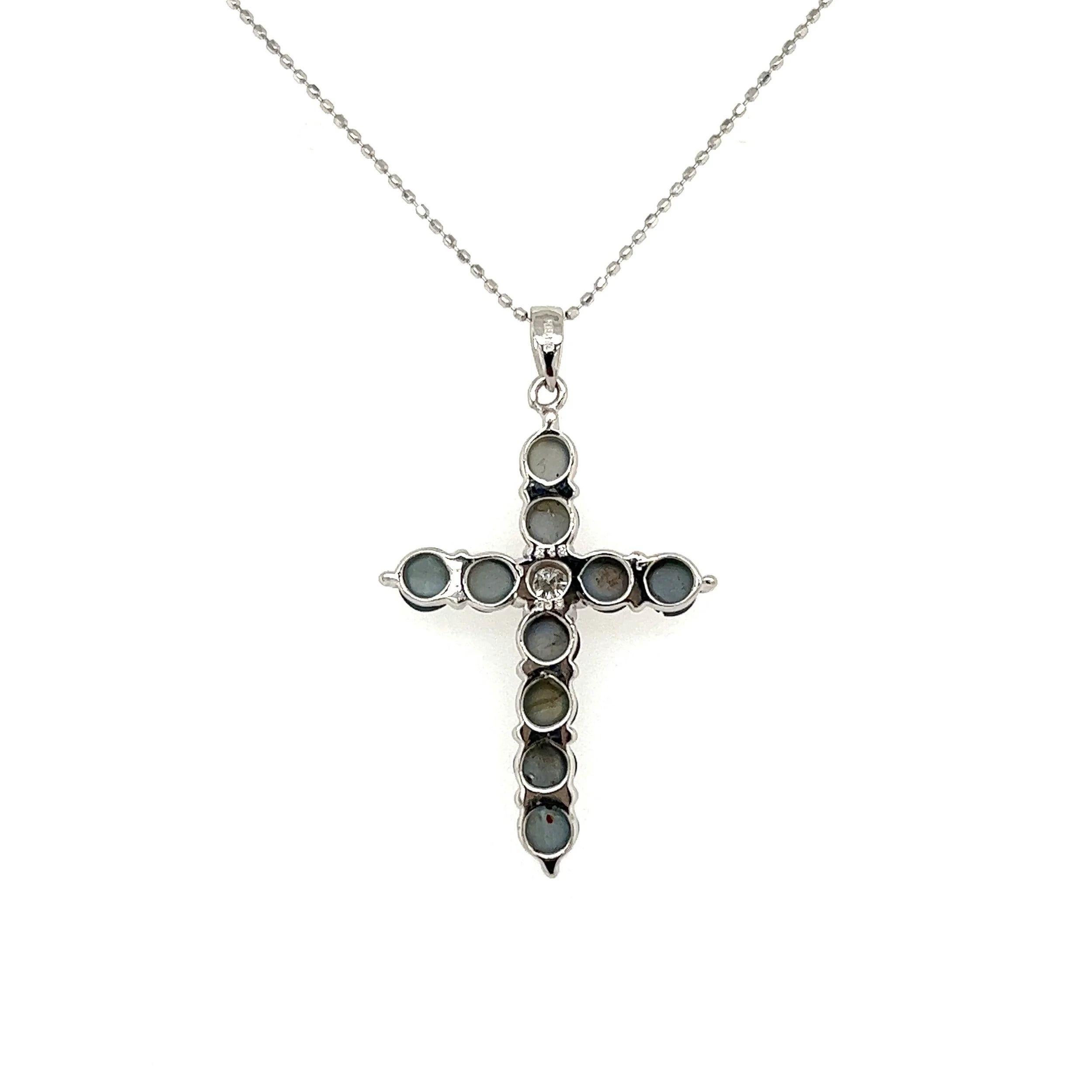 Cat’s Eye Chrysoberyl Diamond Gold Crucifix Cross Vintage Gold Pendant Necklace In Excellent Condition For Sale In Montreal, QC