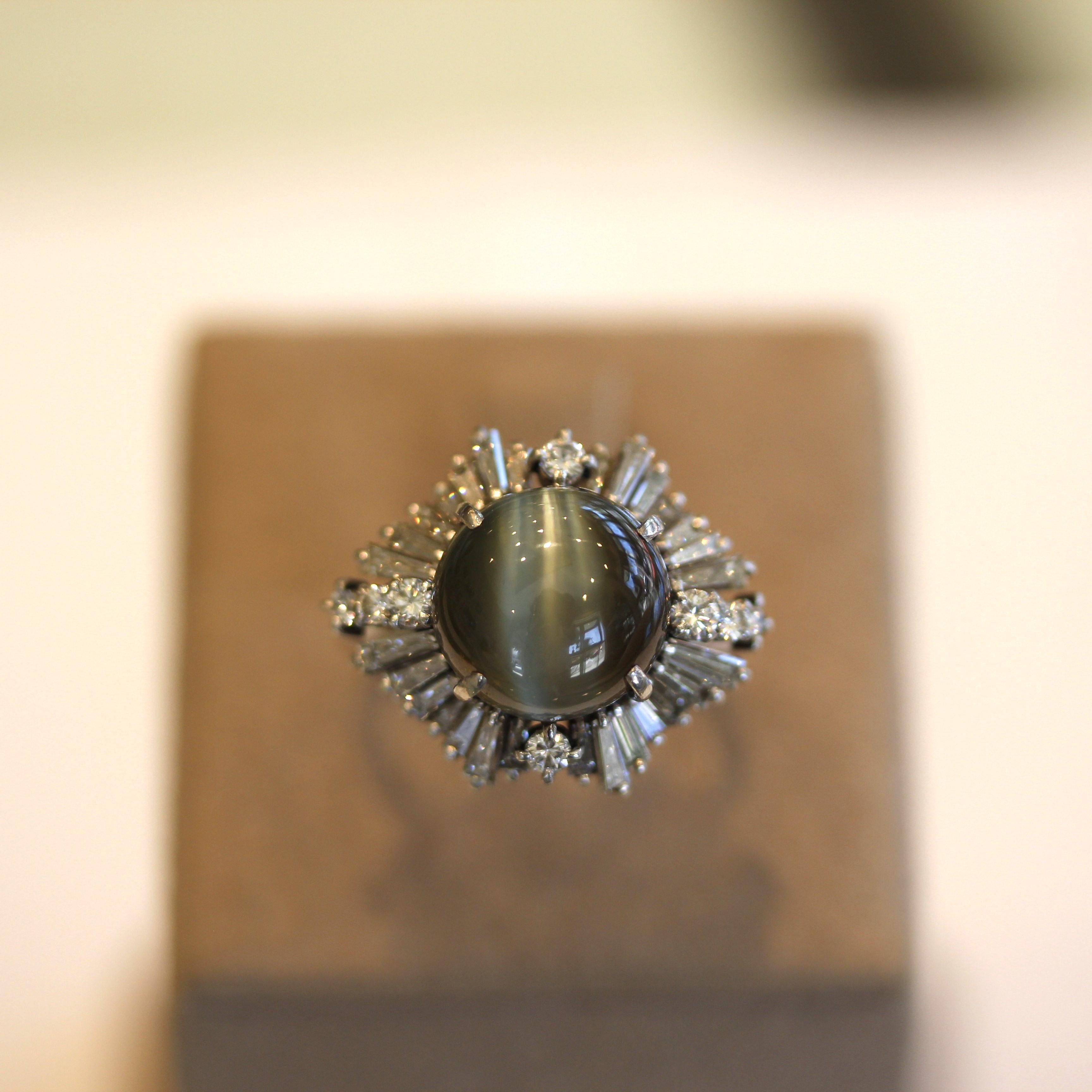 Cats Eye Chrysoberyl Diamond Platinum Sunburst Ring In New Condition For Sale In Beverly Hills, CA