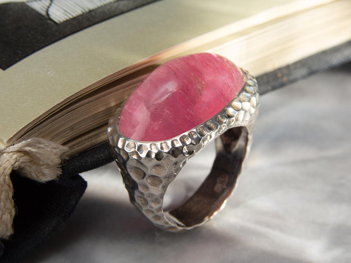 Artisan Large Cat's Eye Effect Rubellite Silver Ring Hot Pink Tourmaline Cabochon For Sale