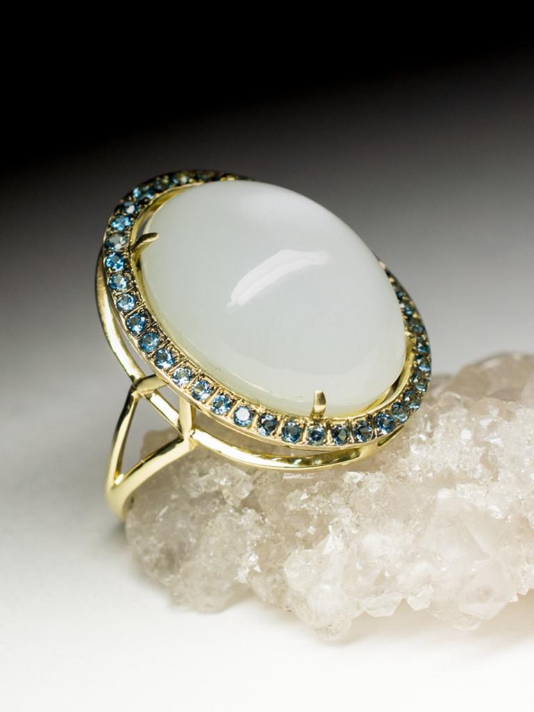 Cat's Eye Moonstone Topaz Yellow Gold Ring Chatoyant Cabochon London Blue Unisex For Sale 2