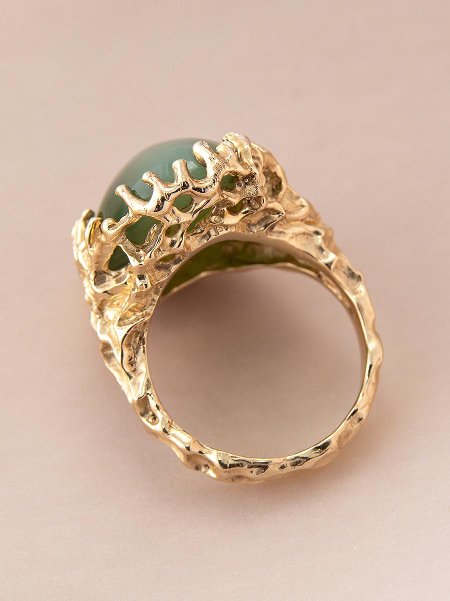 Art Nouveau Cat's Eye Nephrite Jade Gold Ring Chatoyant Effect Gemstone Green vintage For Sale