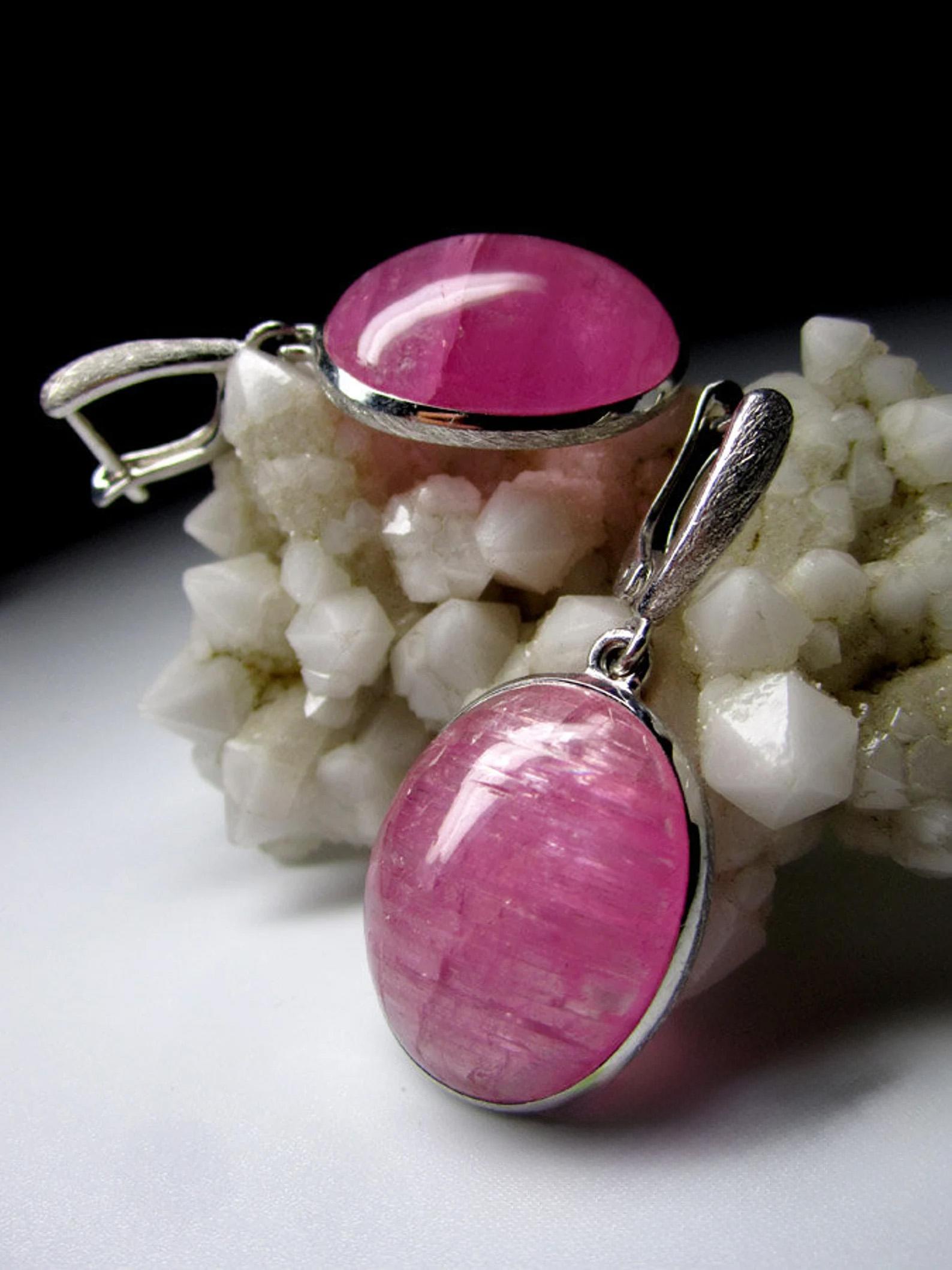 Orecchini d'argento con tormalina rubellite occhio di gatto Effetto catoyant Regalo naturale per lei in vendita 3
