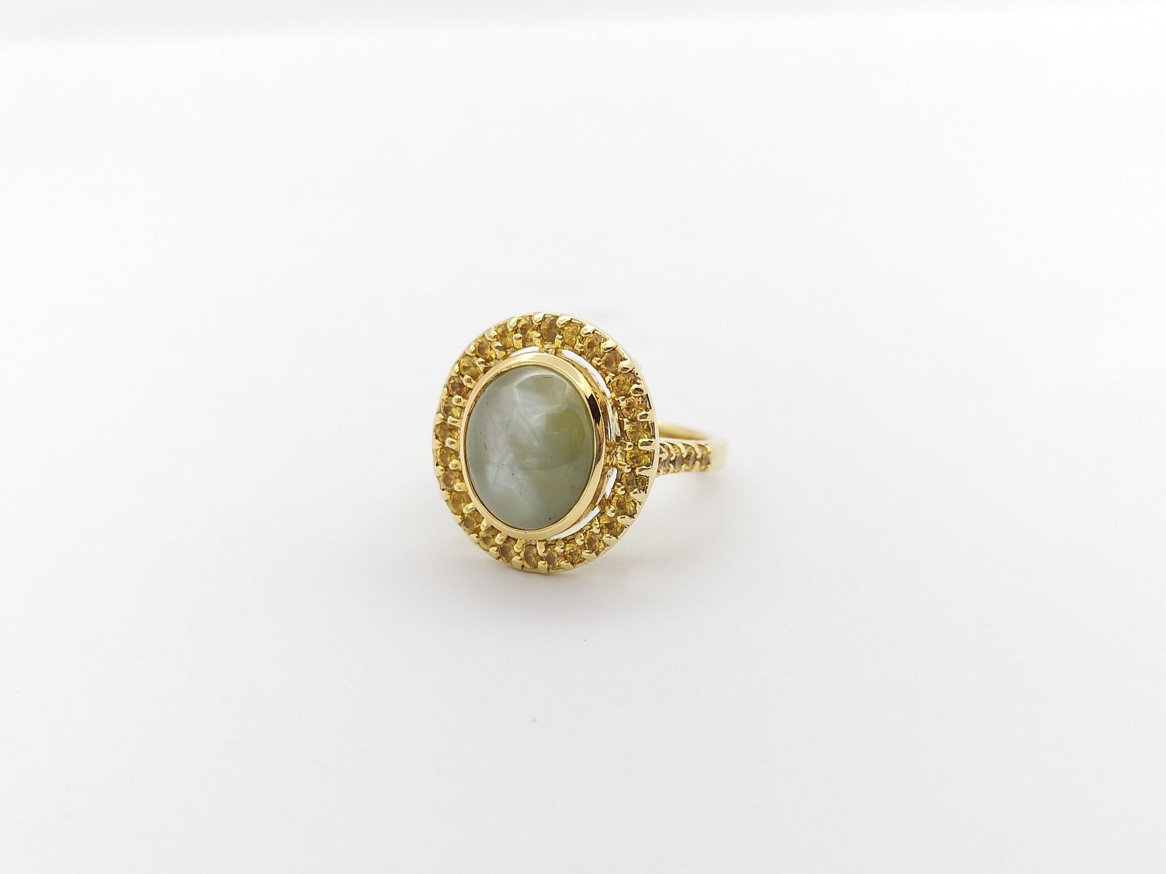 Cat's Eye with Yellow Sapphire Ring set in 18K Gold Settings For Sale 5