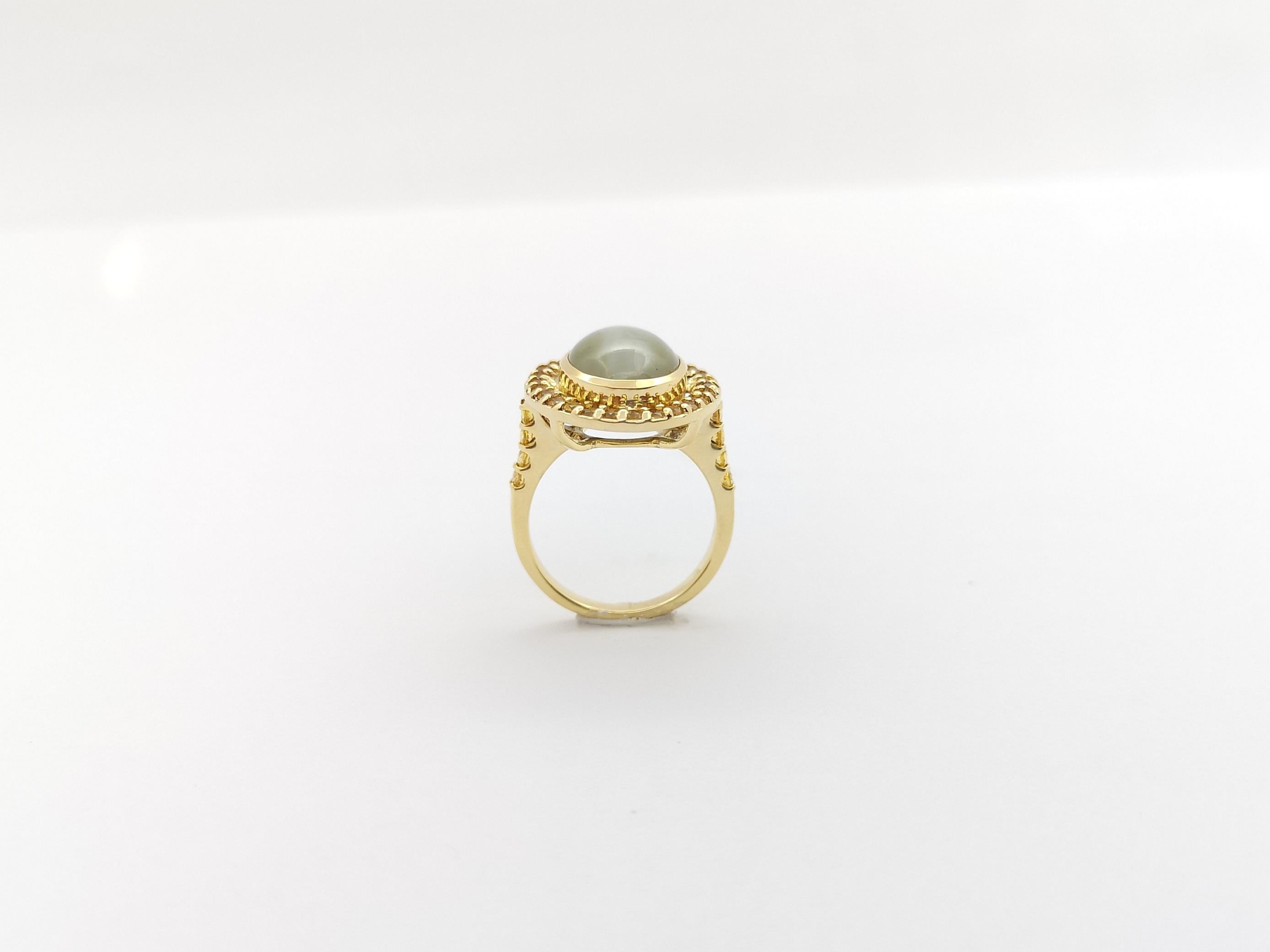 Cat's Eye with Yellow Sapphire Ring set in 18K Gold Settings For Sale 8