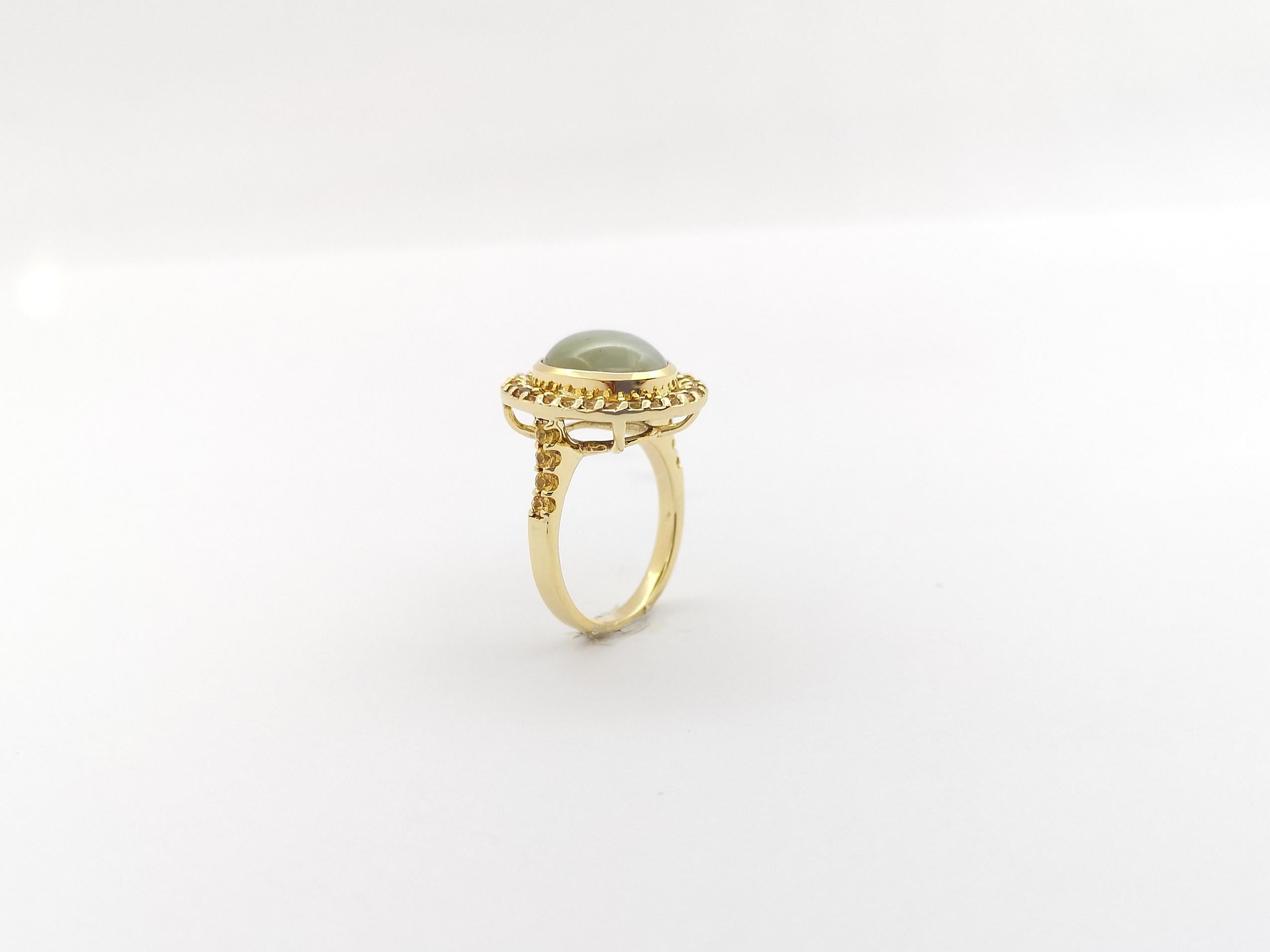 Cat's Eye with Yellow Sapphire Ring set in 18K Gold Settings For Sale 11