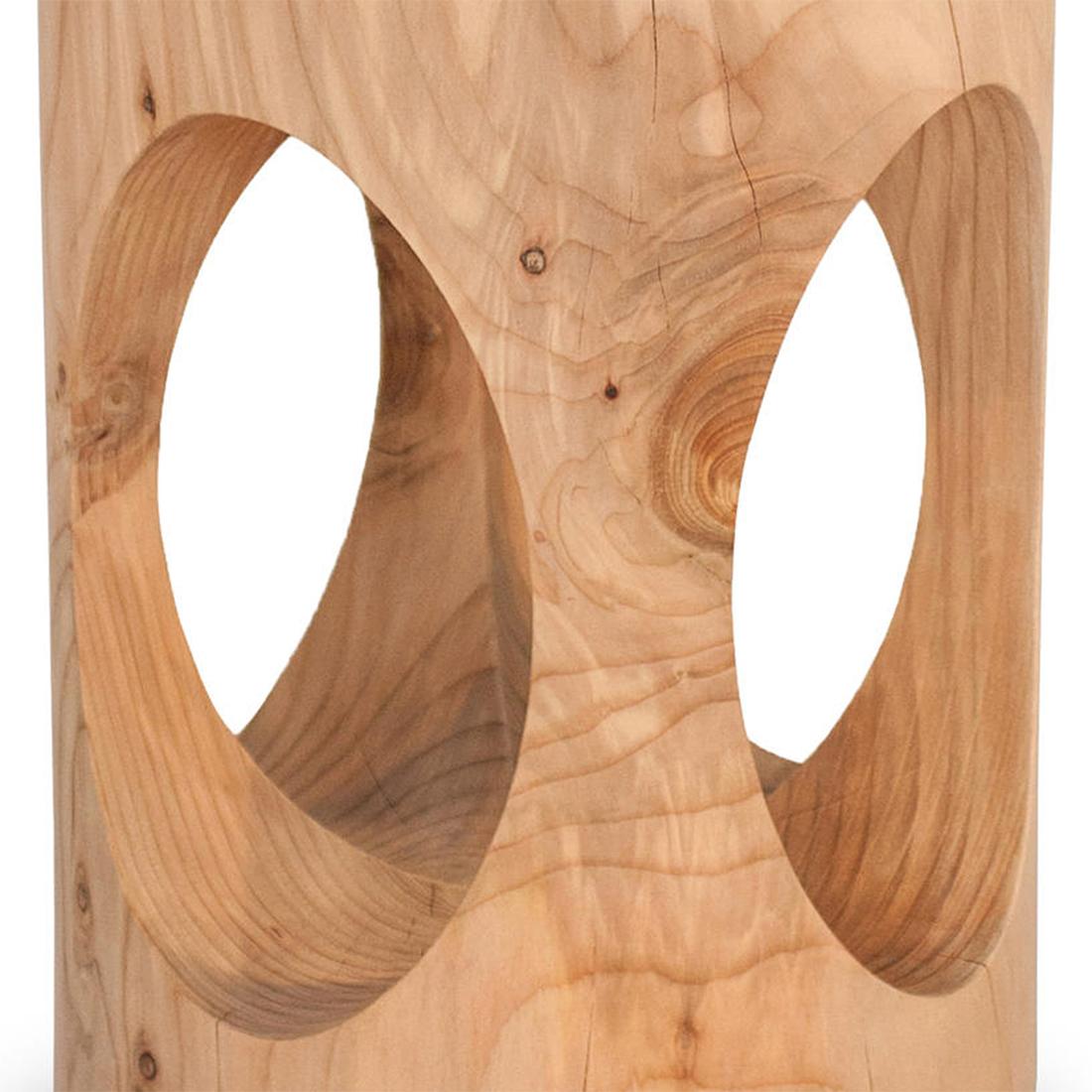 italien Tabouret en cèdre Cats Eyes en vente