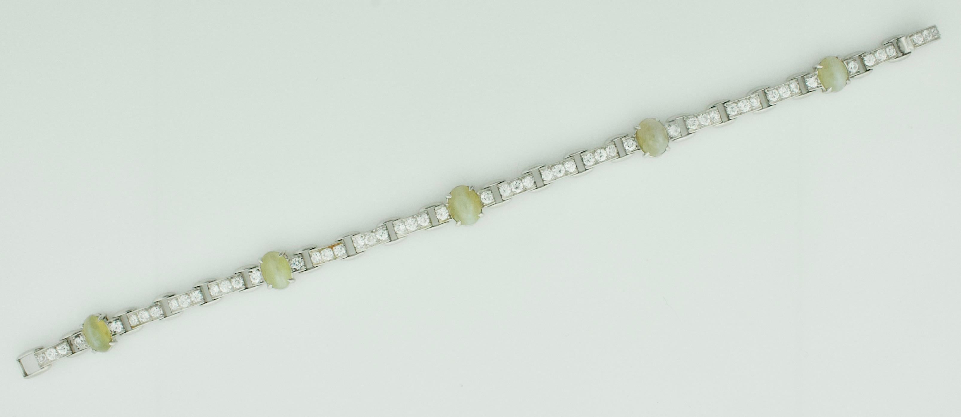 Catseye and Diamond Bracelet in Platinum Circa 1940 by Wasslikoff In Good Condition For Sale In Wailea, HI