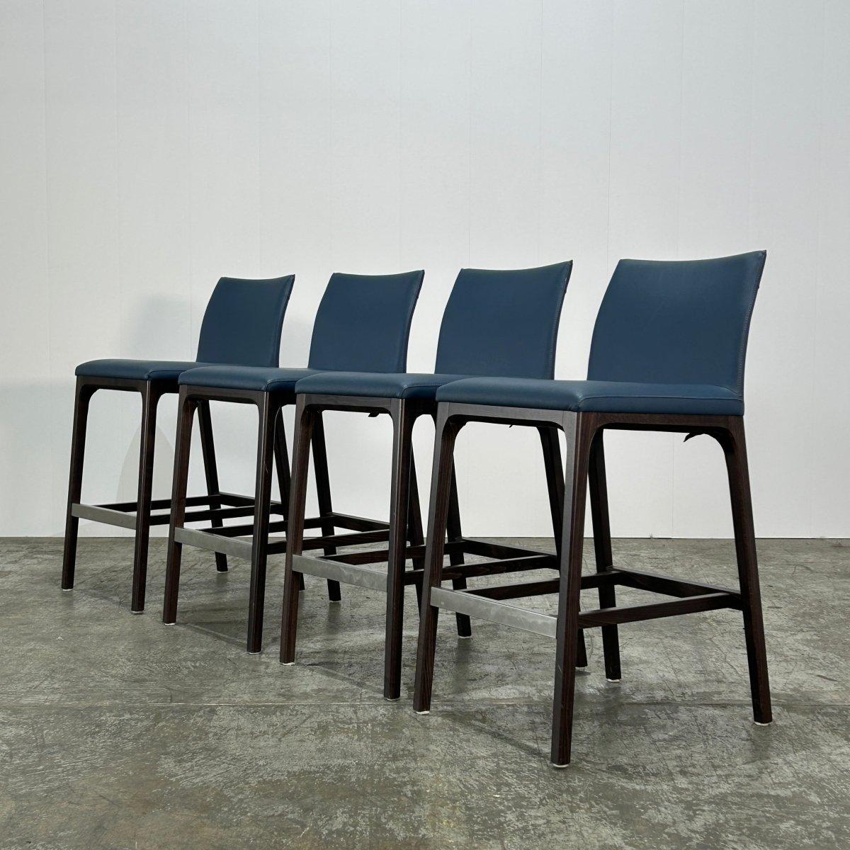 Cattelan Italia Arcadia Blue Leather Bar Stools by Paolo Cattelan, Set of Four (tabourets de bar en cuir bleu de Paolo Cattelan) en vente 4