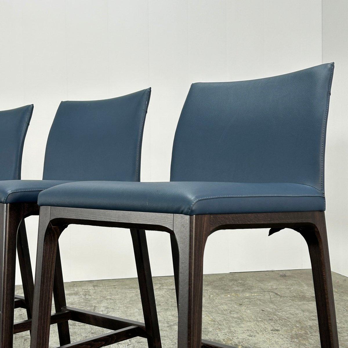 Cattelan Italia Arcadia Blue Leather Bar Stools by Paolo Cattelan, Set of Four (tabourets de bar en cuir bleu de Paolo Cattelan) en vente 6