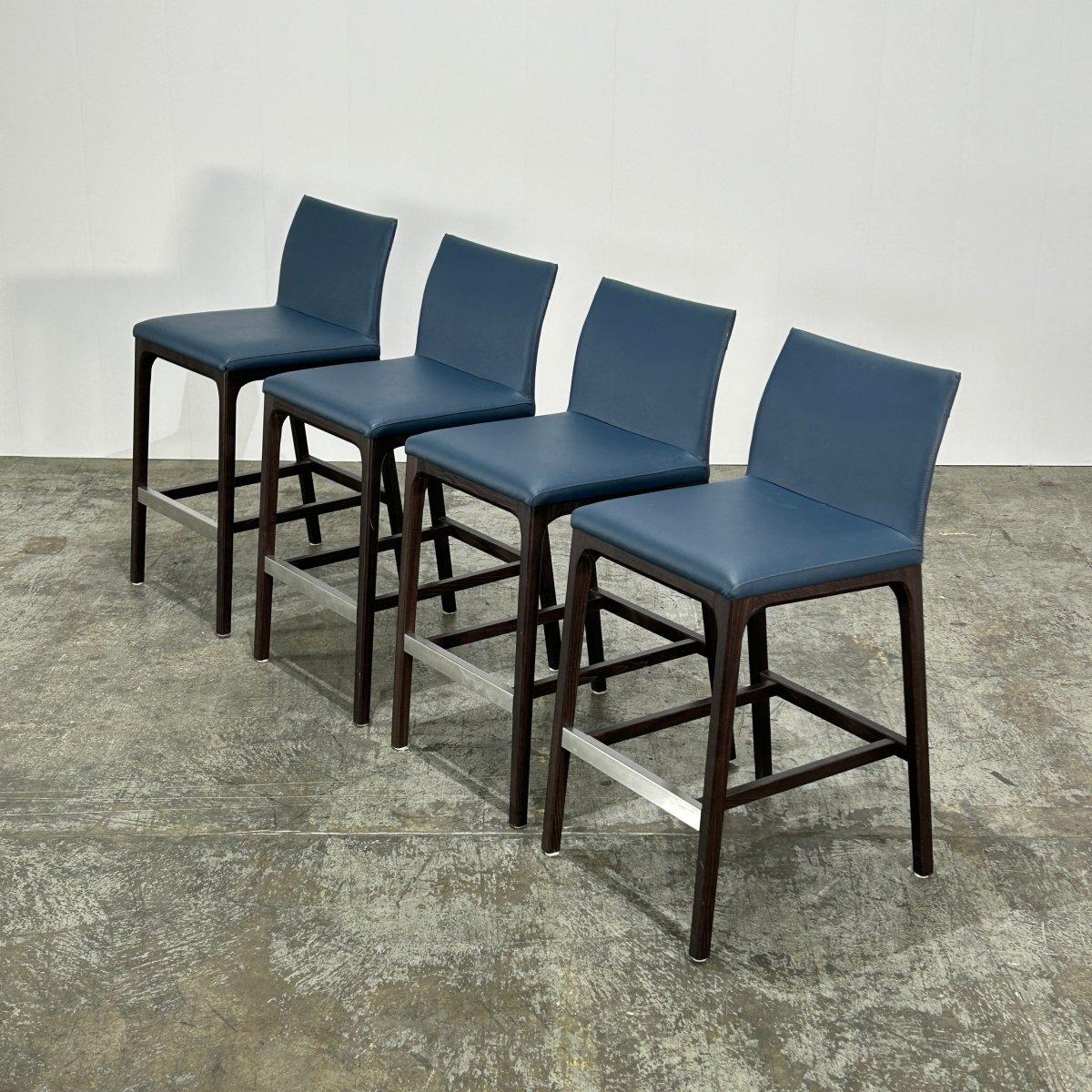 Cattelan Italia Arcadia Blue Leather Bar Stools by Paolo Cattelan, Set of Four (tabourets de bar en cuir bleu de Paolo Cattelan) en vente 2