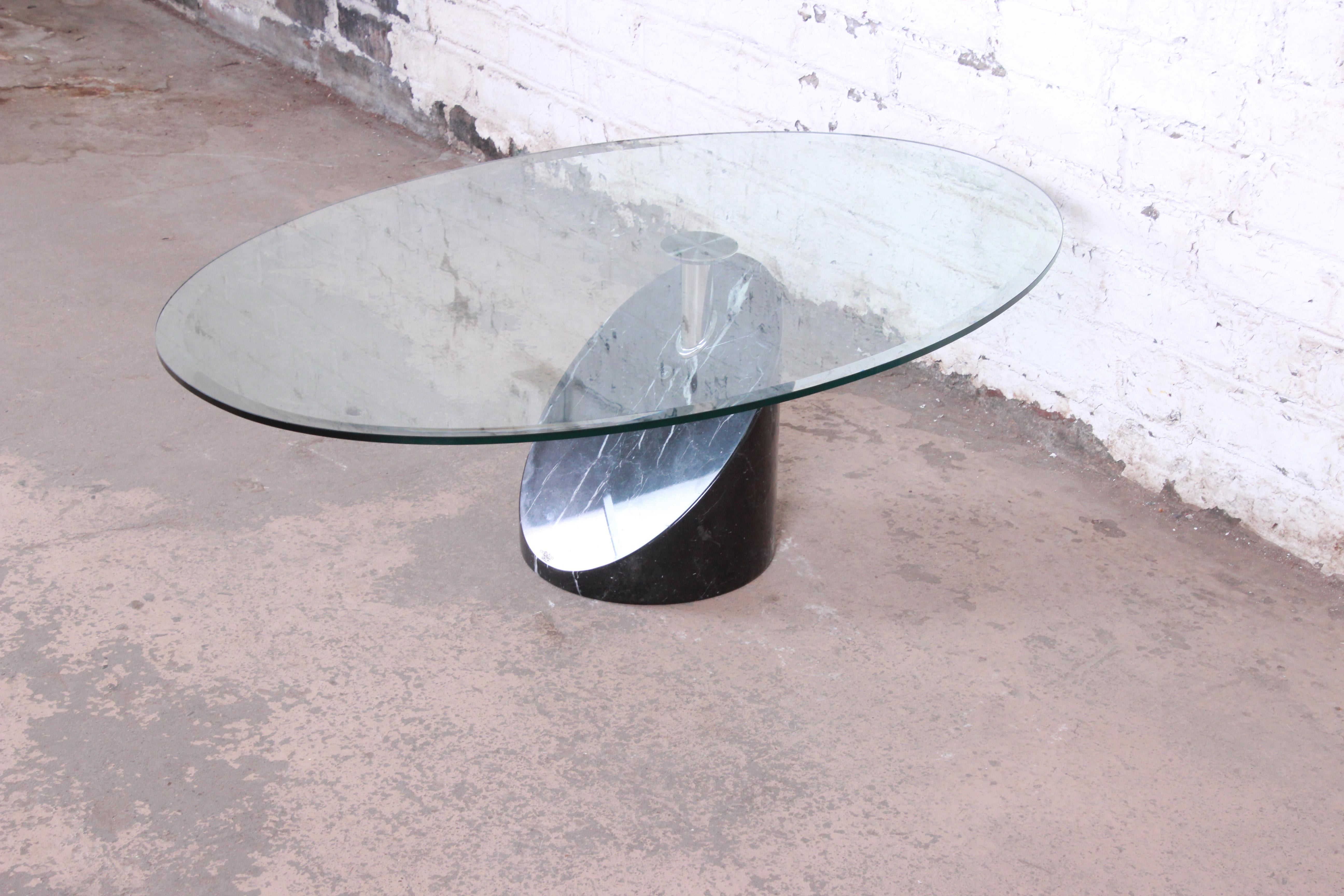 Mid-Century Modern Cattelan Italia Cantilevered Swiveling Marble and Glass Cocktail Table, 1970s