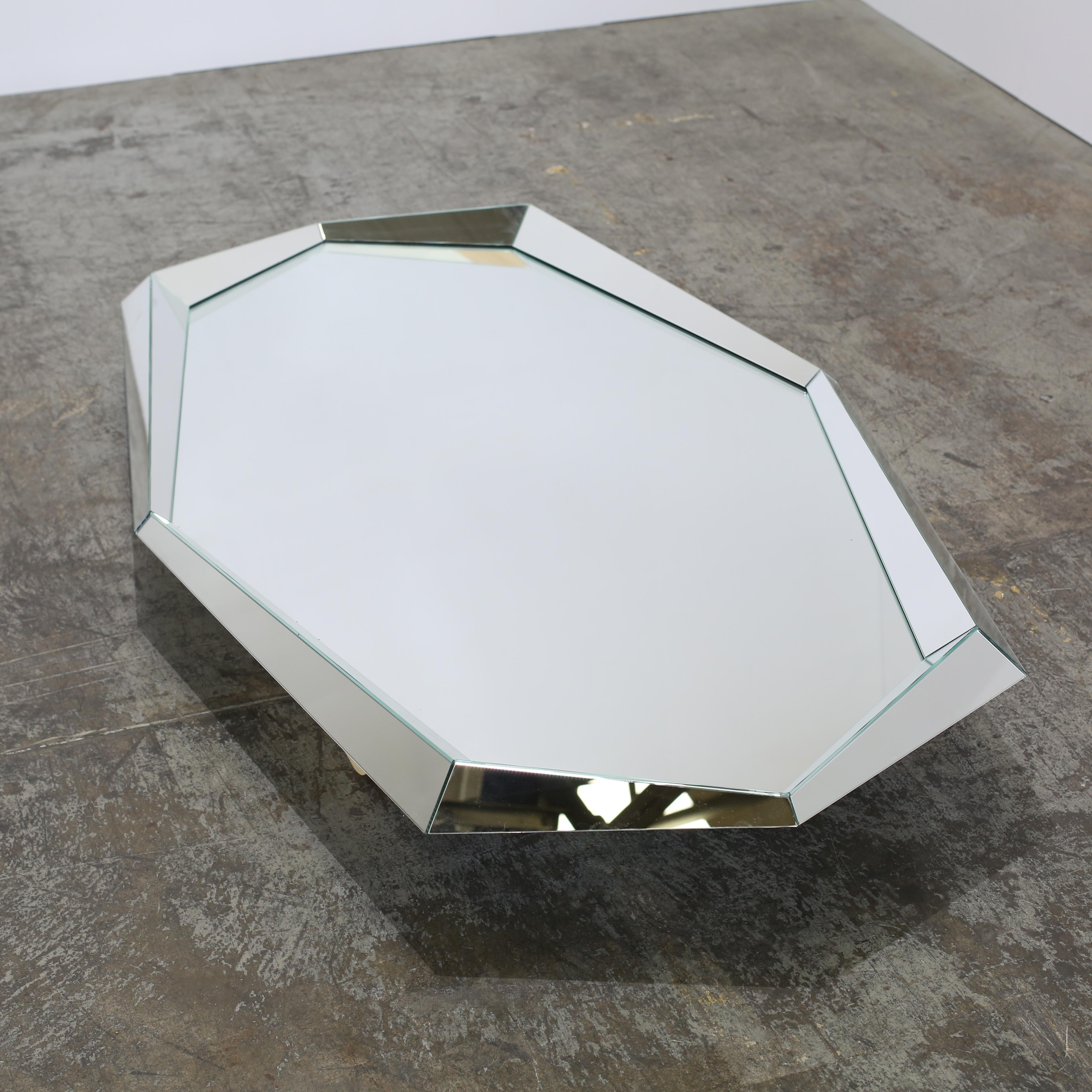 Moderne Cattelan Italia Miroir ovale Emeraude sur mesure en vente