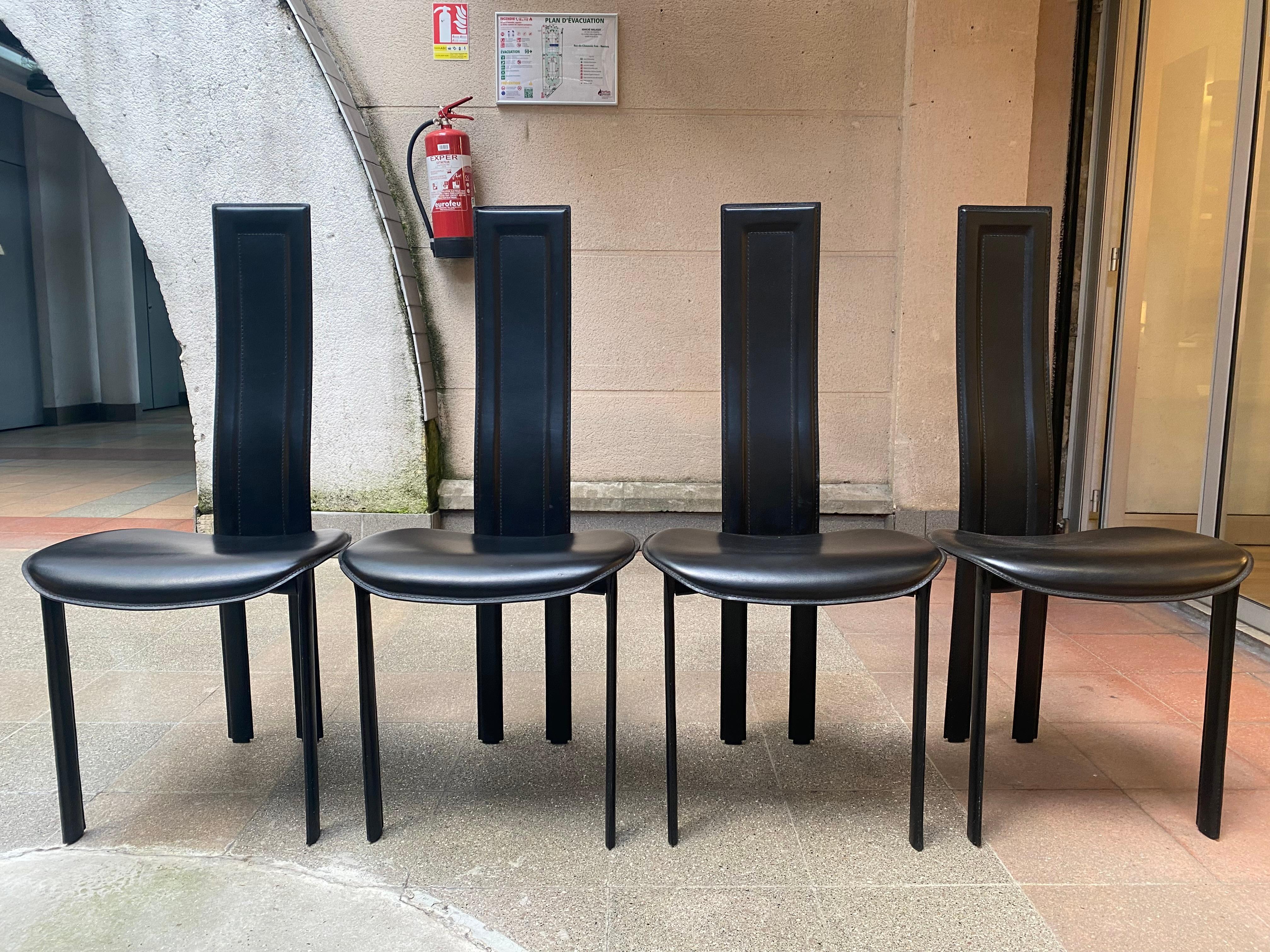 Cattelan Italia Suite of 4 Chairs, Circa 1980 In Good Condition In Saint ouen, FR