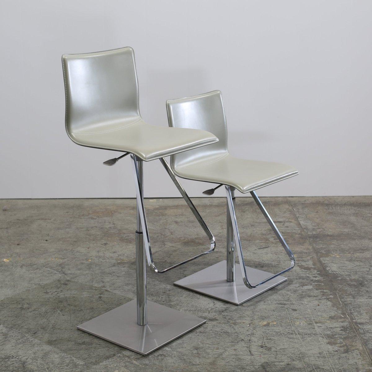 Cattelan Italia Toto Bar Stool, Set of Two In Good Condition For Sale In Basildon, London