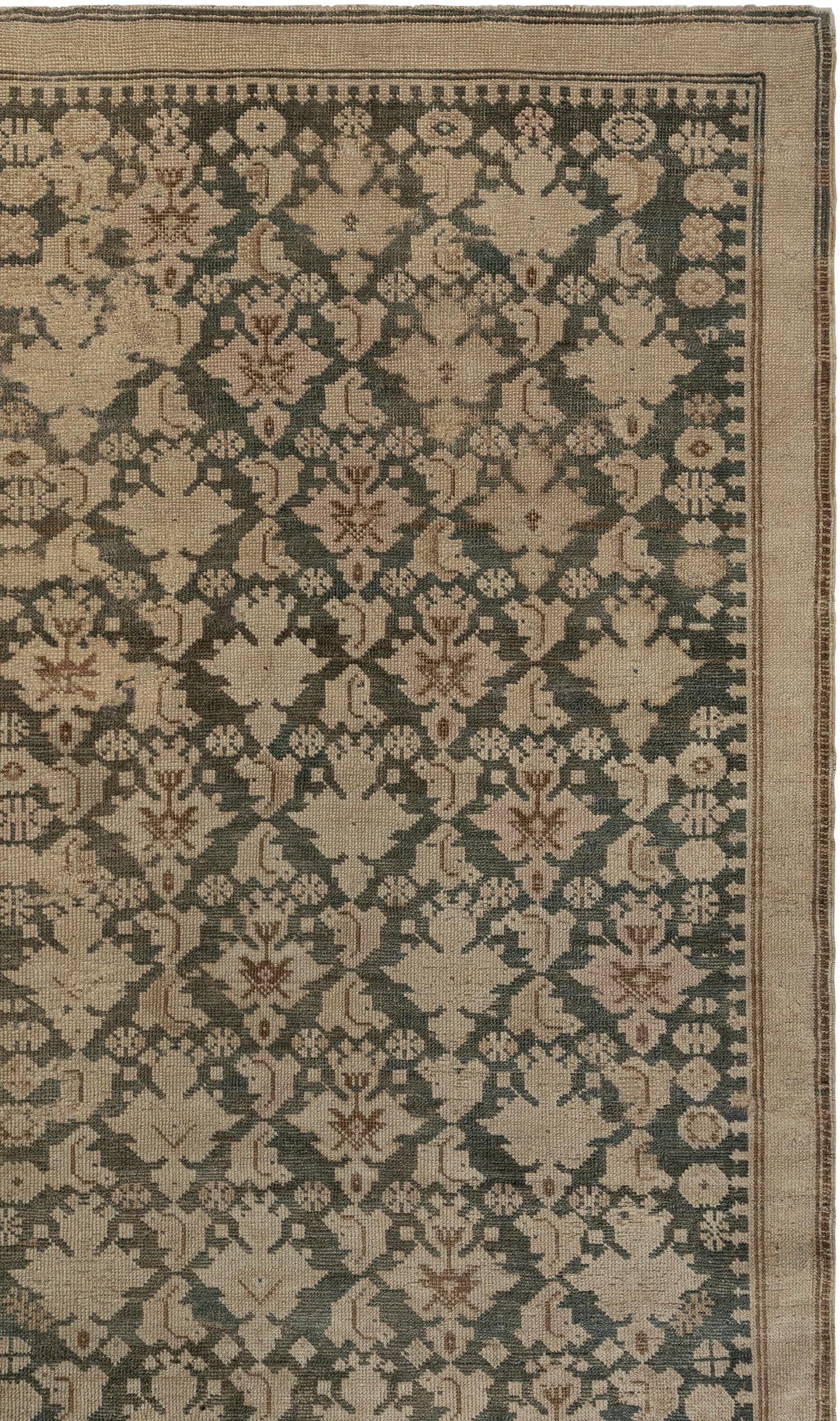 Runner antico caucasico con design tonale all-over in vendita 3