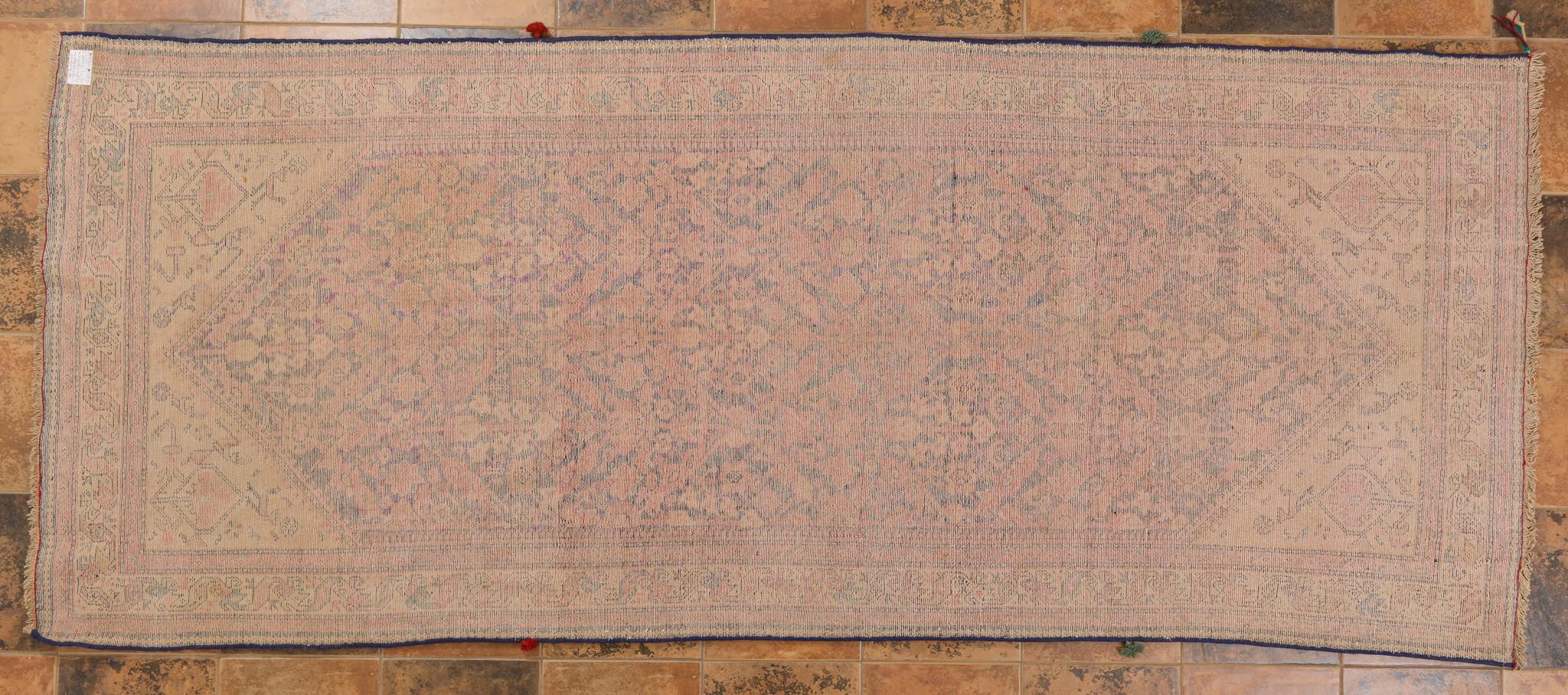 Kaukasischer Garebagh-Teppich oder Teppich (Sonstiges) im Angebot