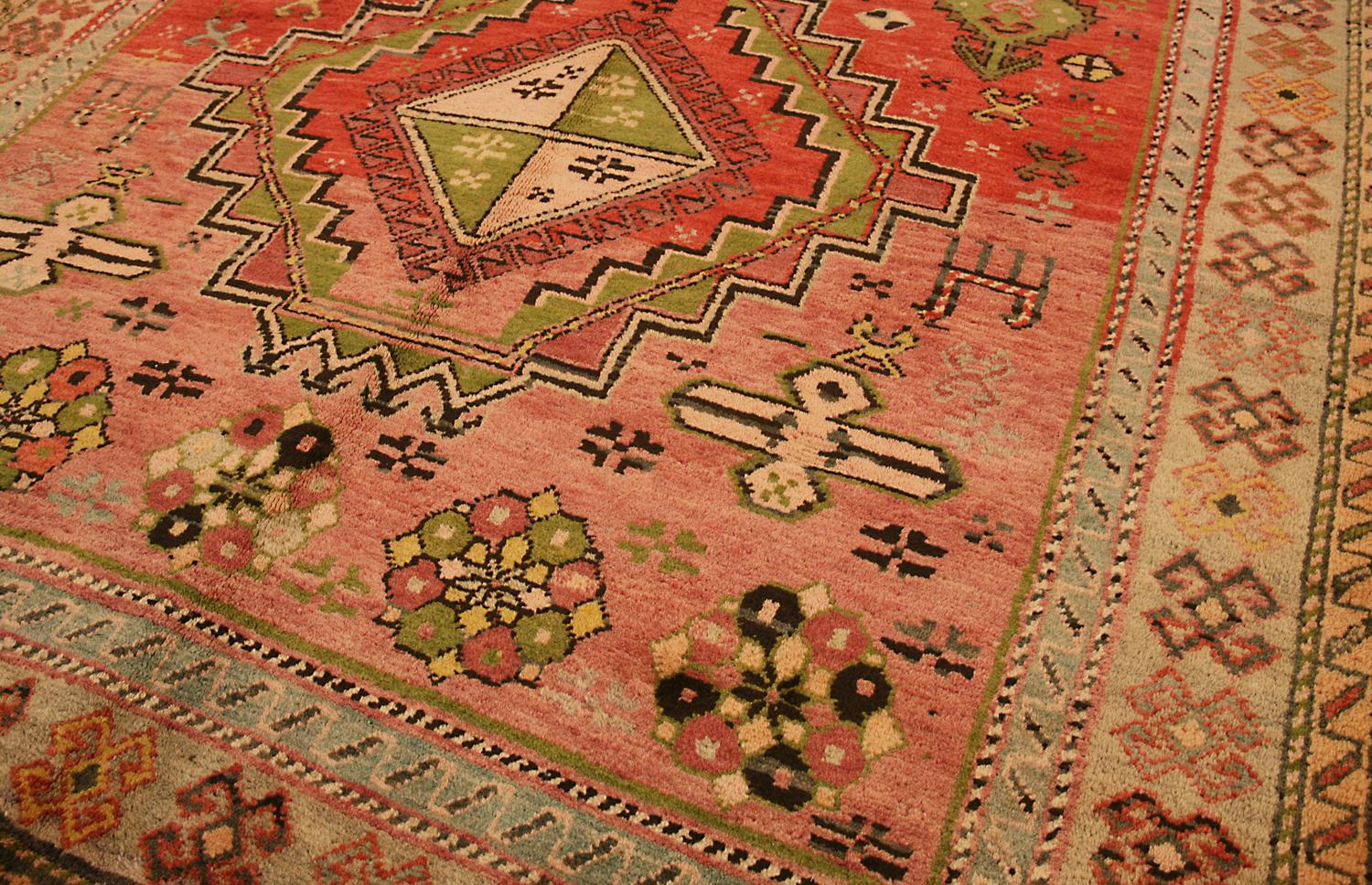 Caucasian Karabakh (Qarabag) Carpet, 1950-1970 In Good Condition For Sale In Ferrara, IT