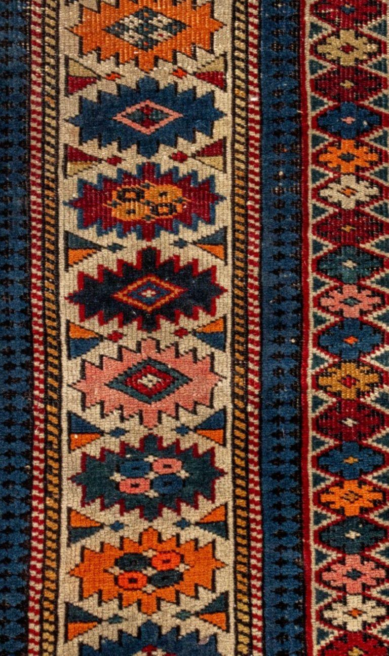 Caucasian Kazak Rug 5' x 3.75' In Good Condition For Sale In New York, NY