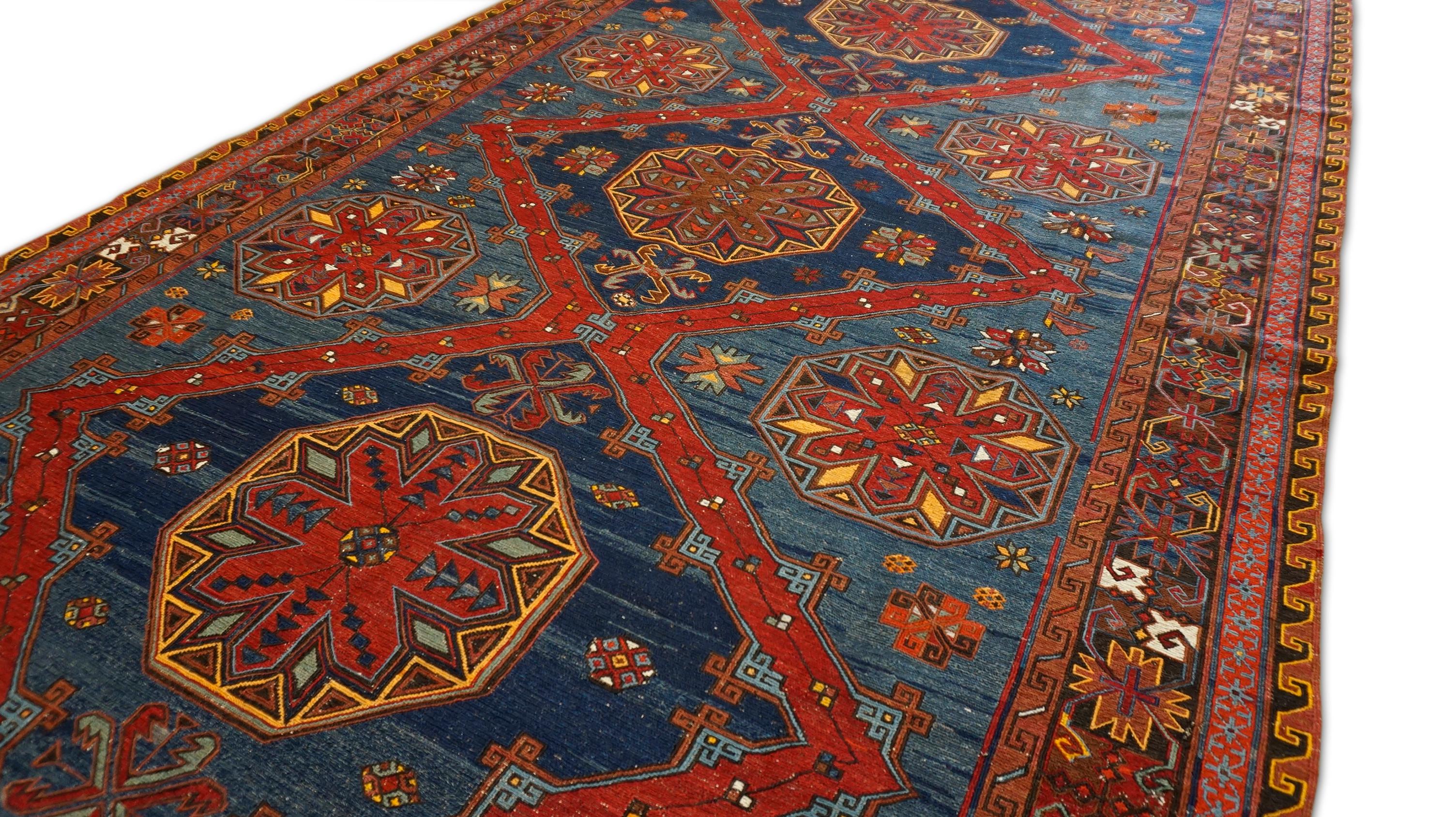 Kaukasischer Wollteppich 6'6''x12'3'' (Kasachisch) im Angebot