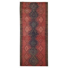 Tapis Kilim caucasien, tapis de couloir en laine rouge et bleu fait à la main