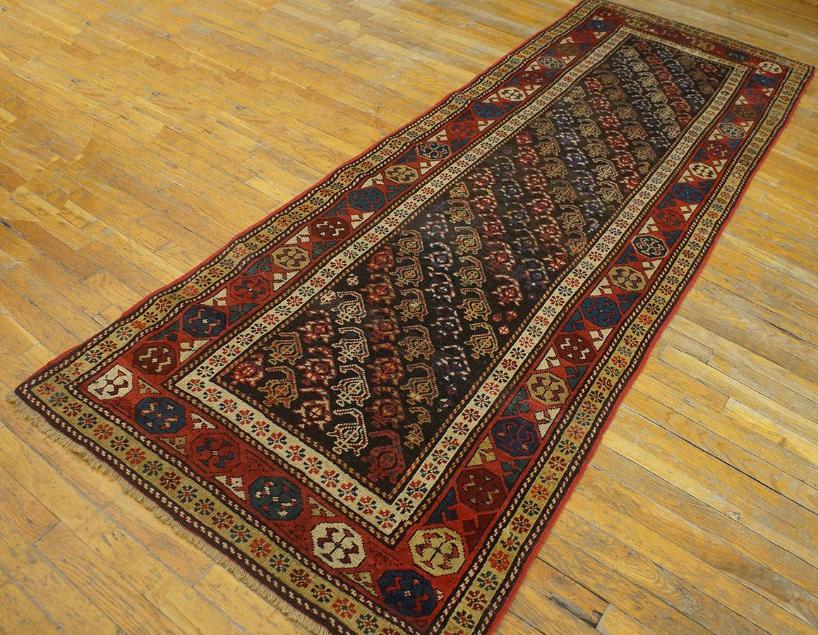 Kazakh Tapis Moghan du début du 20ème siècle ( 3' x 9'6