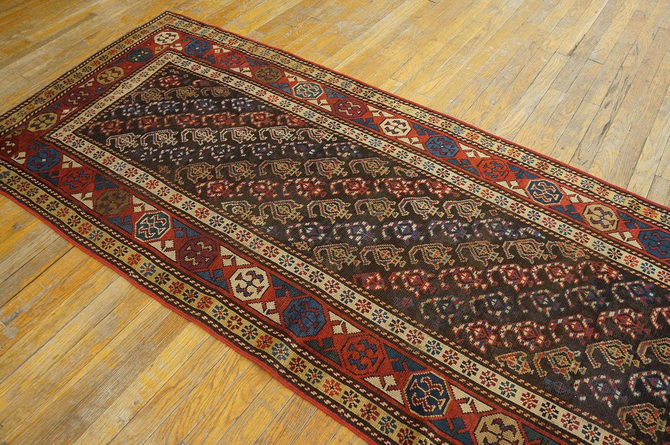 Début du 20ème siècle Tapis Moghan du début du 20ème siècle ( 3' x 9'6