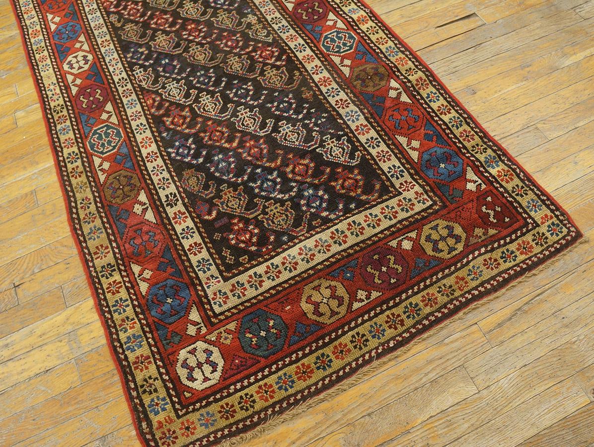 Tapis Moghan du début du 20ème siècle ( 3' x 9'6