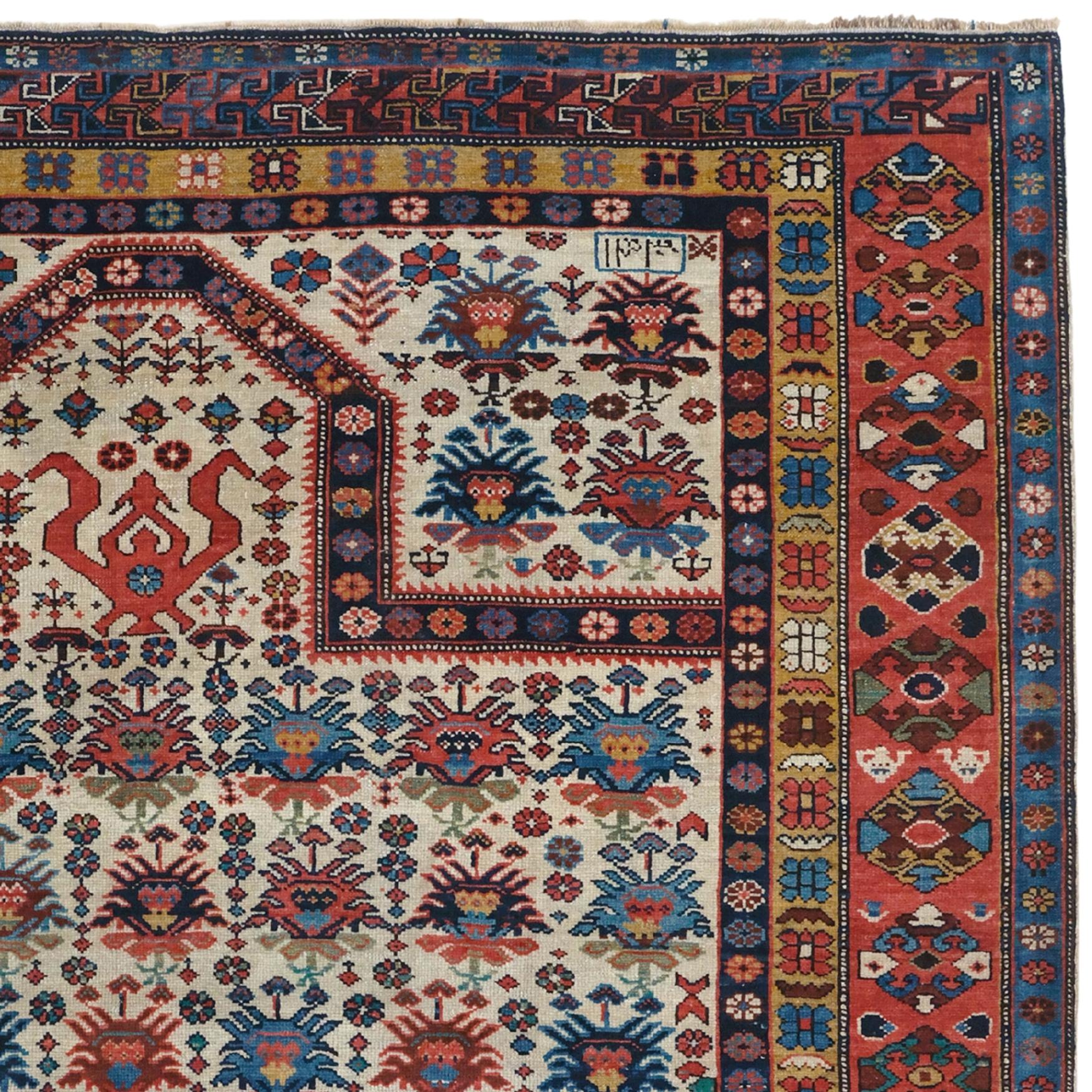 Tissé à la main Tapis Shirvan caucasien ancien en laine du 19ème siècle en vente