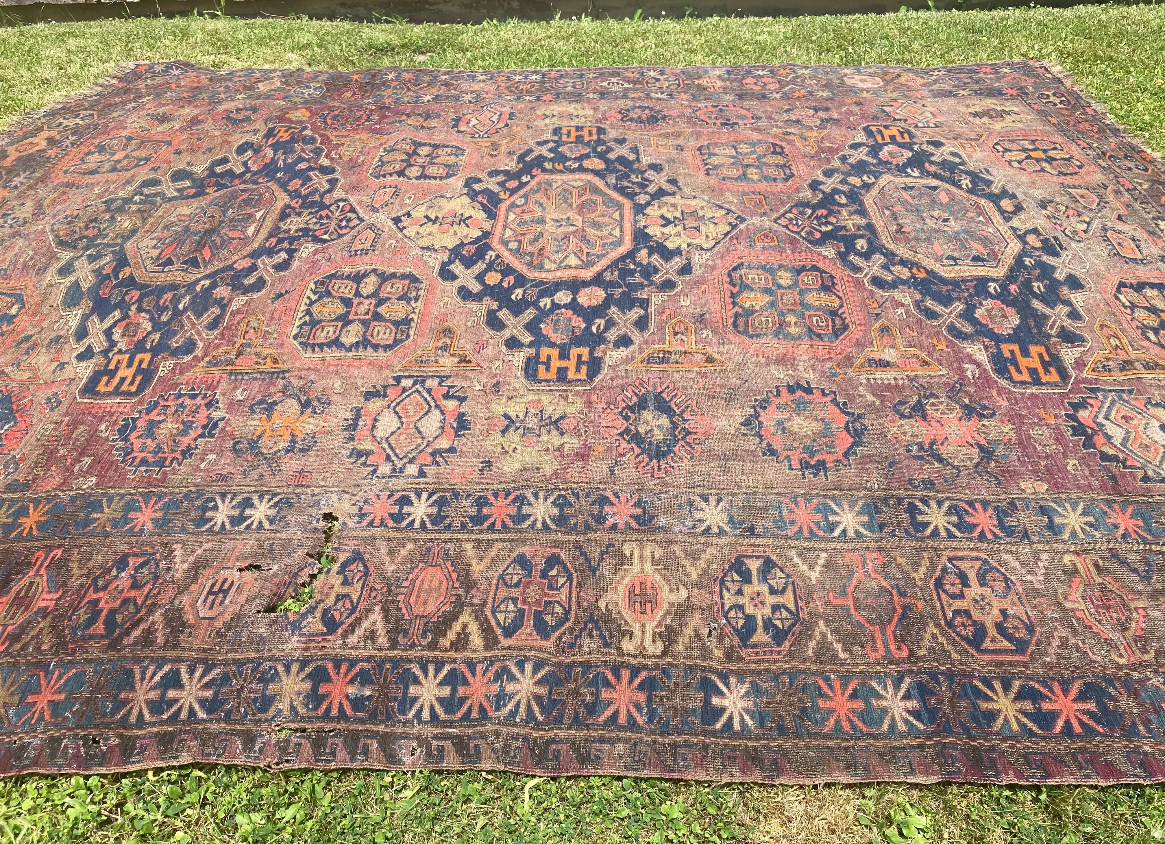 Tissé à la main « Tapis caucasien Kuba Konagkend 19ème siècle » en vente