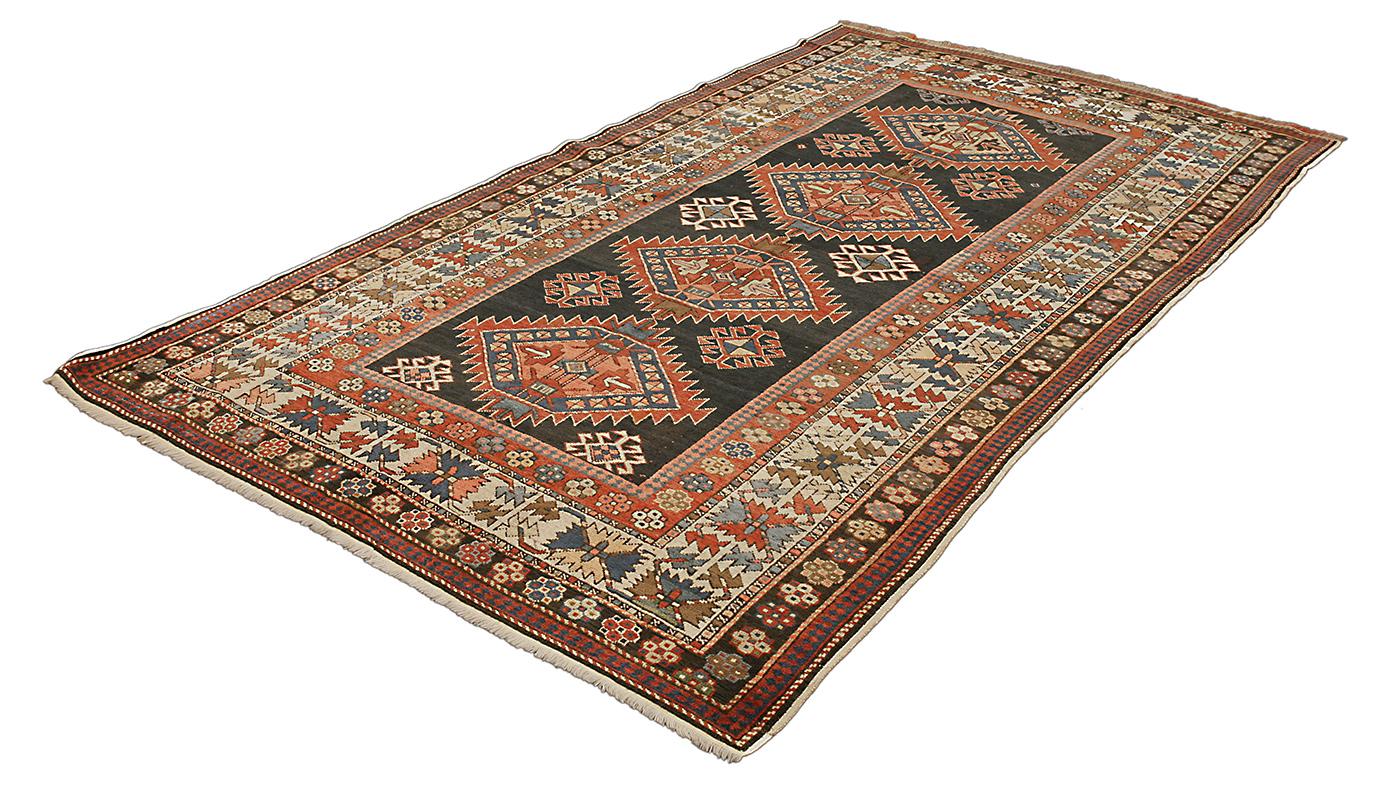 Noué à la main Tapis caucasien Lezghi en vente
