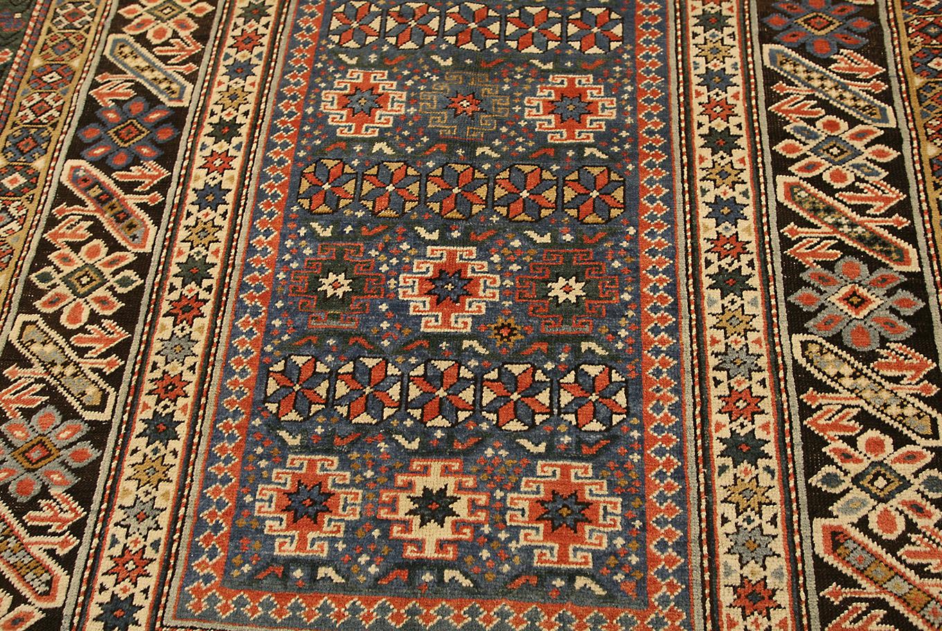 Caucasien Tapis du Caucase Shirvan Chichi en vente