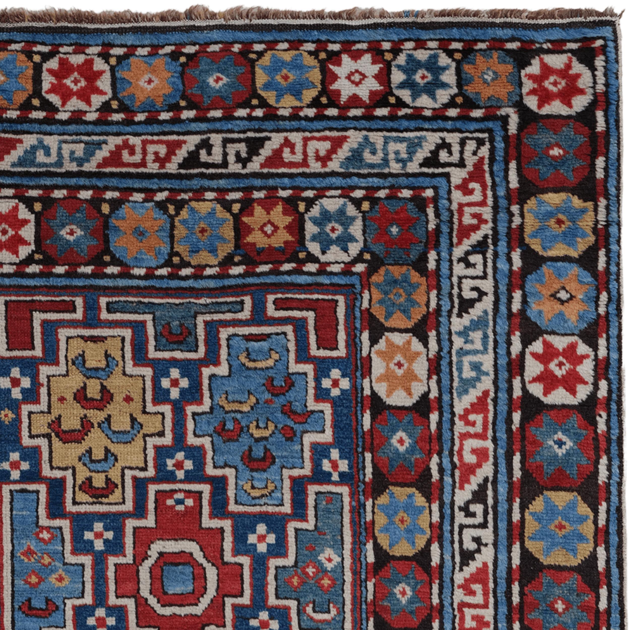 Noué à la main Tapis caucasien de Shirvan de la fin du 19e siècle en vente