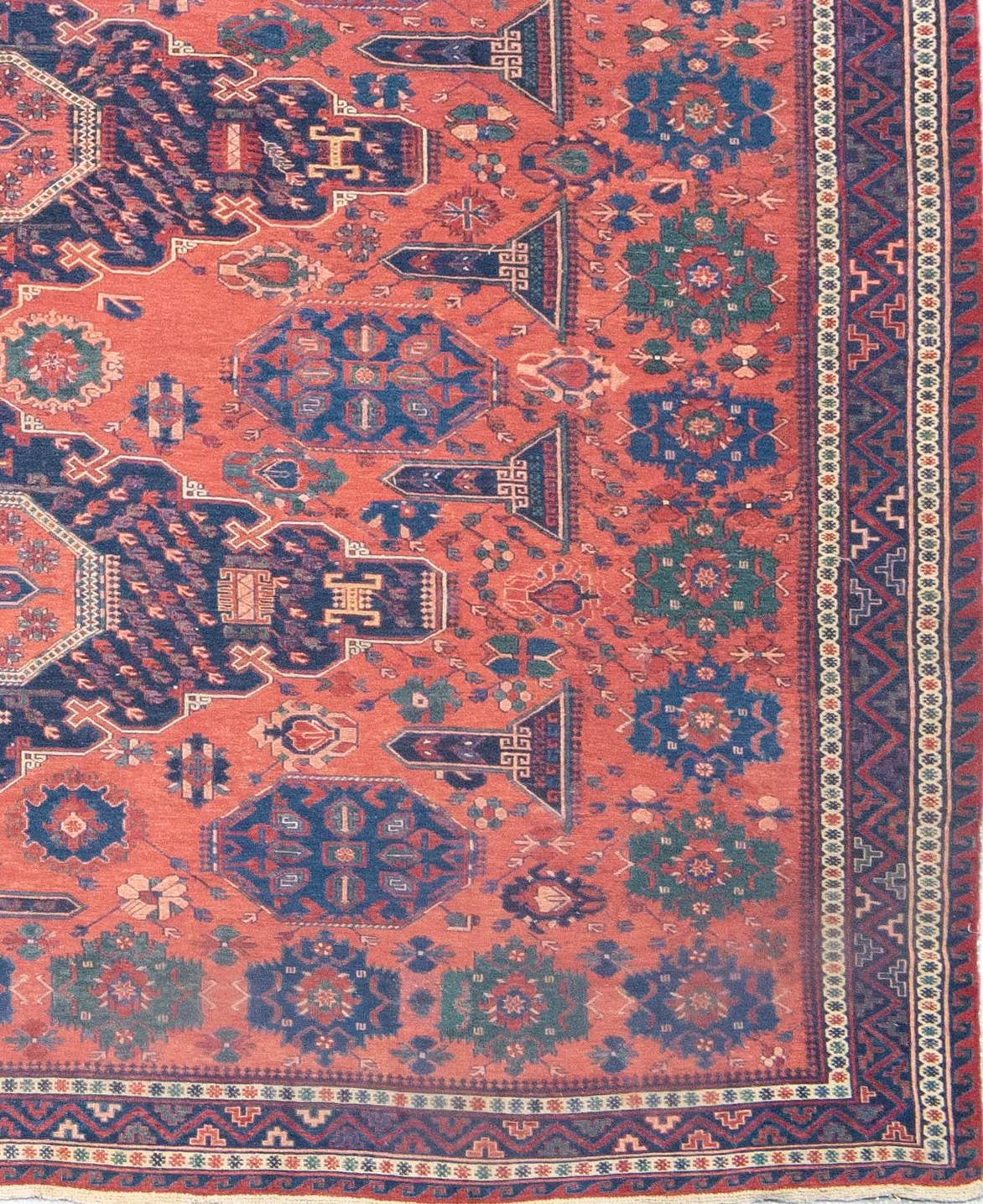 Caucasian sumak carpet. Measures: 11'6