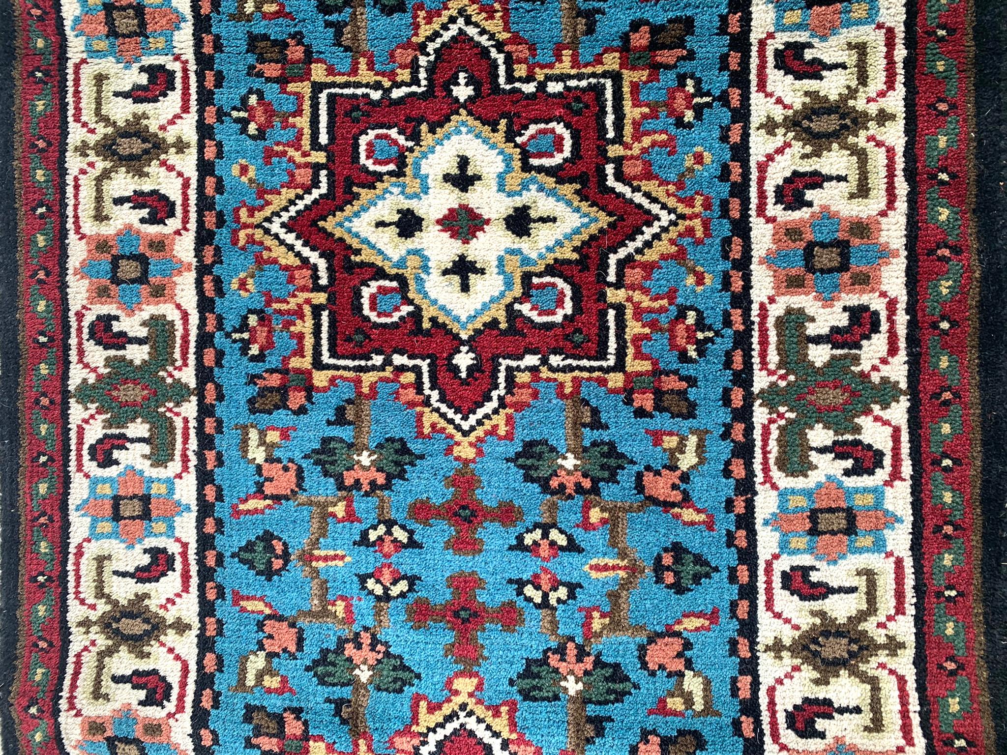 Kaukasus Kazak Läufer im Zustand „Neu“ im Angebot in Laguna Hills, CA