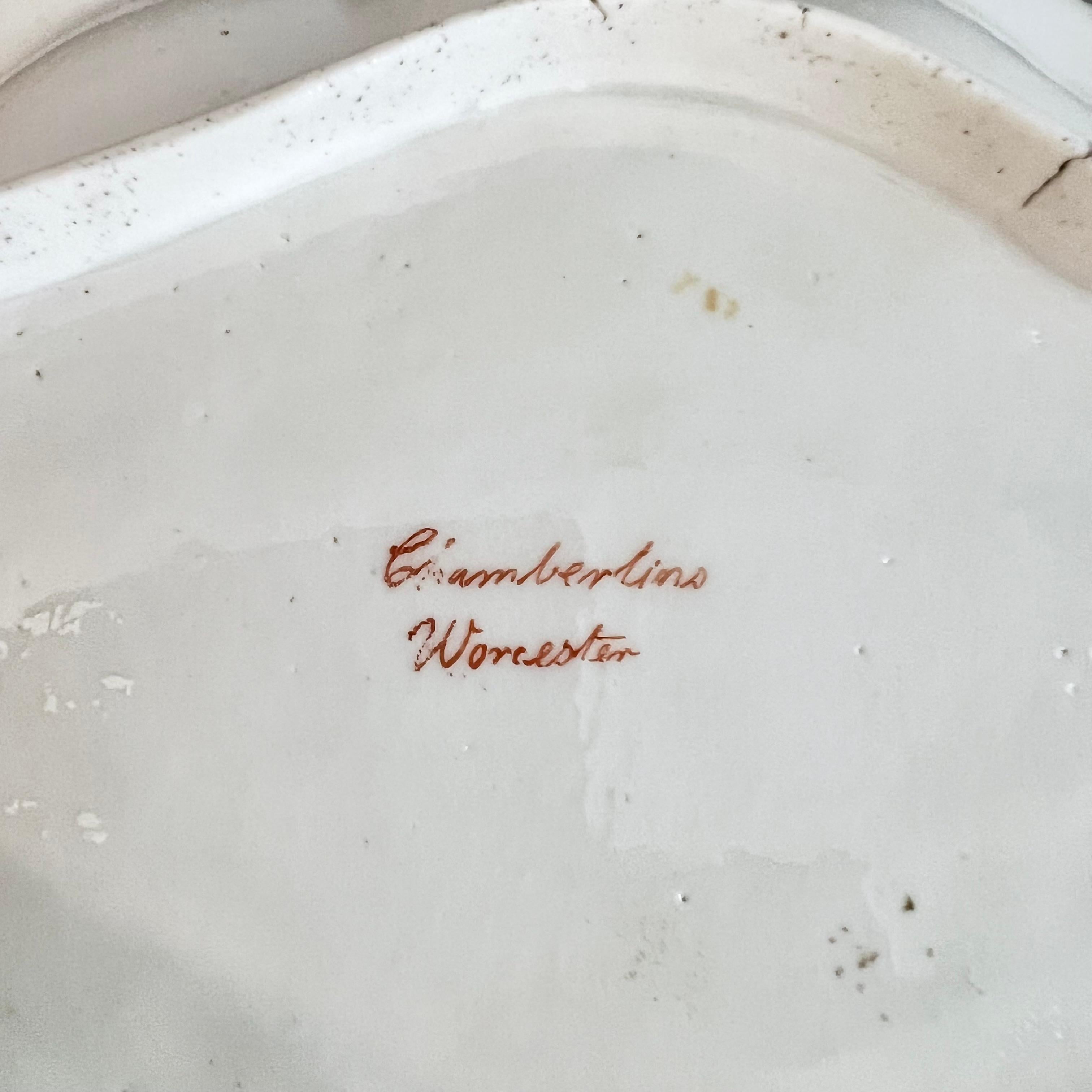 Plato Caughley, diseño arlequín al estilo del servicio Donegall, ca 1793 en venta 6