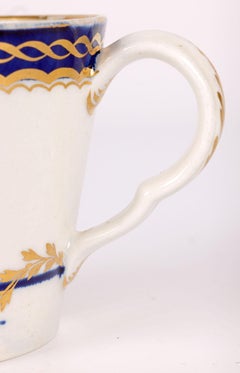 Jarra de crema de porcelana inglesa en forma de cubo Caughley Porcelain