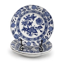 Cauldon England Meissen Blue Onion Porcelain Berry Bowls, Set of Three, circa 18