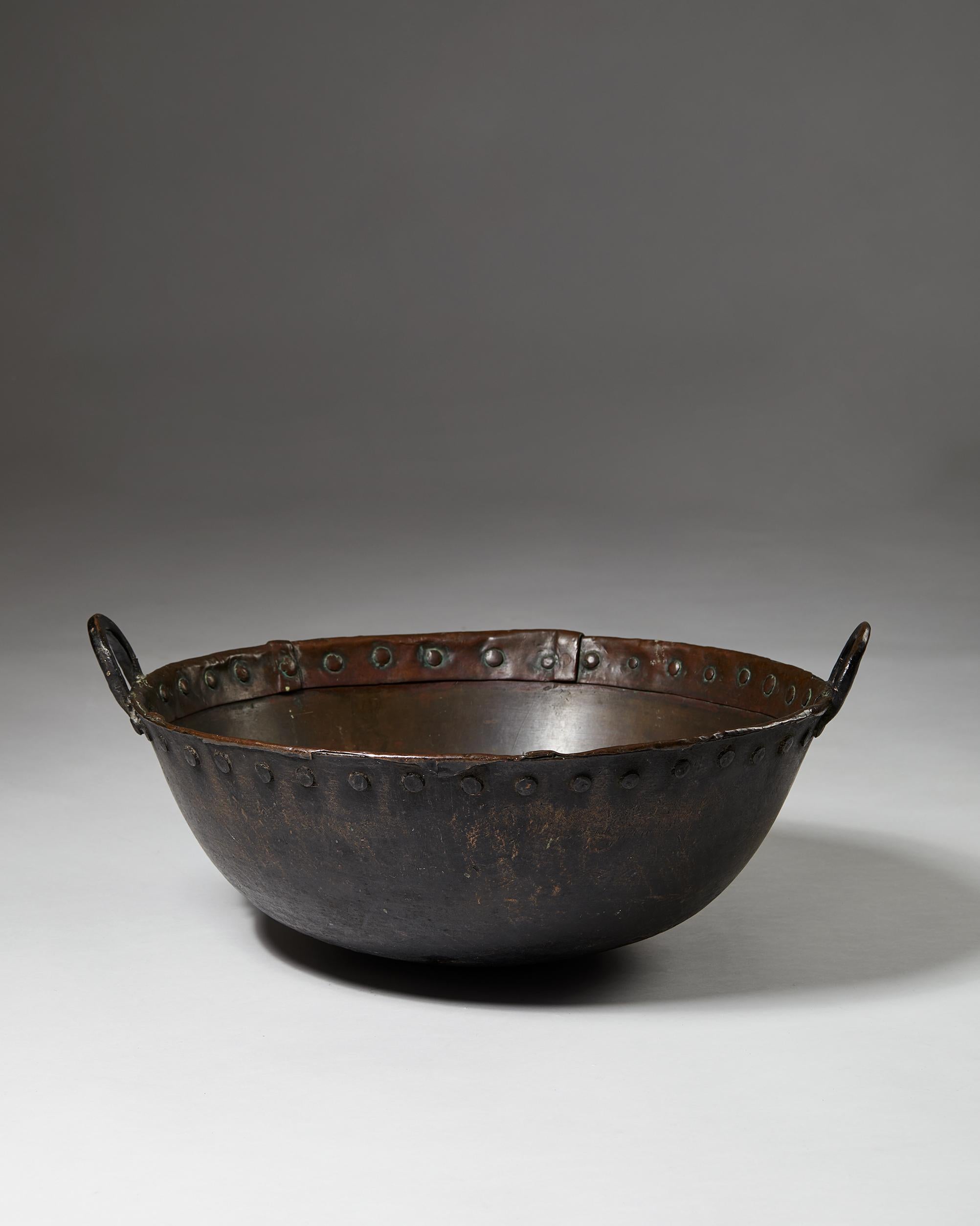 Cauldron, anonymous,
Sweden. 1880s.

Copper cauldron.

Dimensions:
H: 22 cm
D: 59 cm
