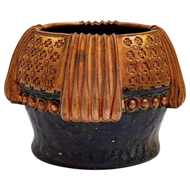Cauldron Vase Gustav Gurschner Bronze circa 1910 Signed For Sale