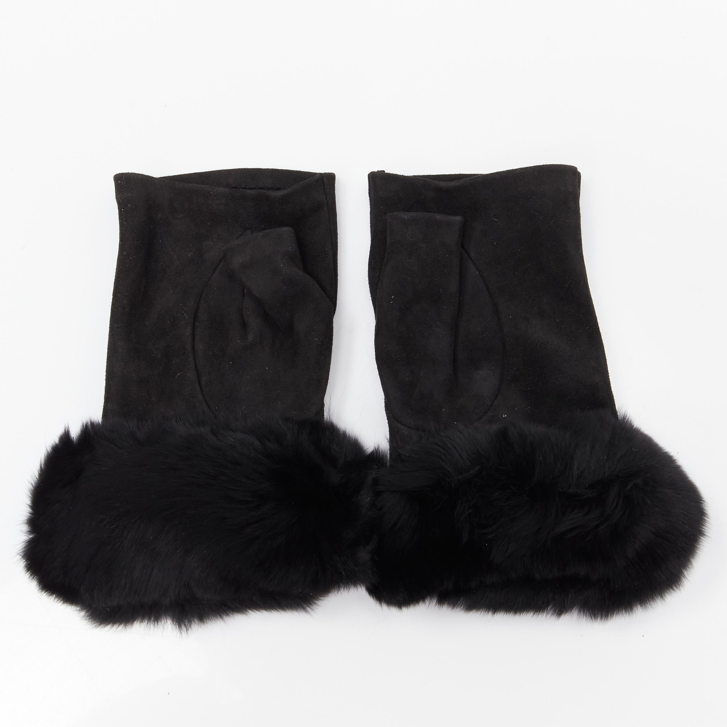 CAUSSE Gantier black soft ruched suede leather chinchilla fur trimmed fingerless glove 6.5 
Reference: MELK/A00174 
Brand: Causse 
Material: Suede 
Color: Black 
Pattern: Solid 
Extra Detail: Gold-tone logo charm. 
Made in: France 

CONDITION: